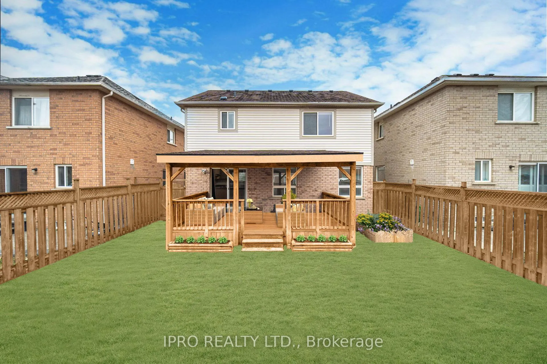 Photo 27 of 357 Edenbrook Hill, Brampton, Fletcher's Meadow — HOMEH