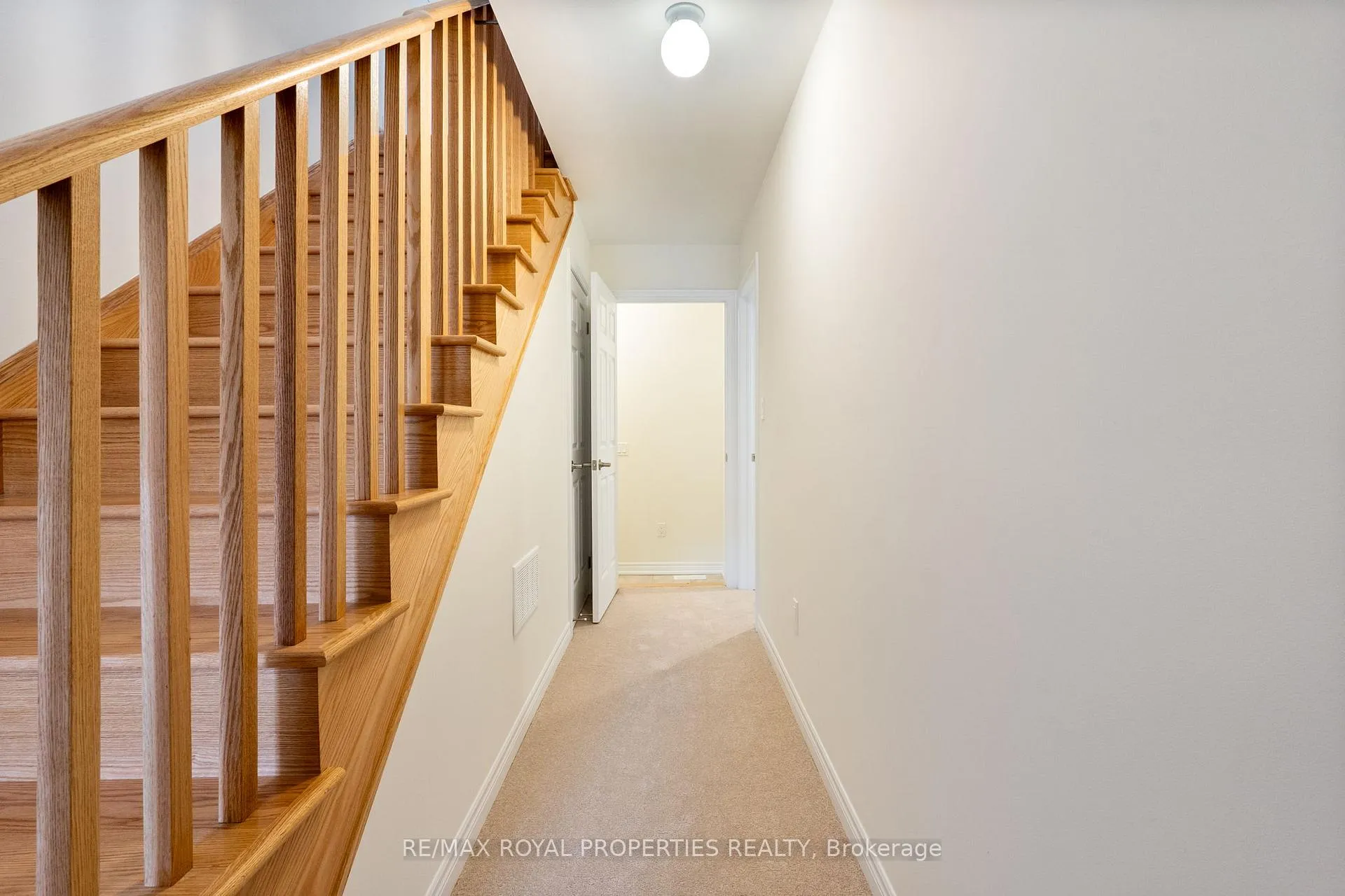 Photo 8 of 2849 Whites Road, Pickering, Rural Pickering — HOMEH