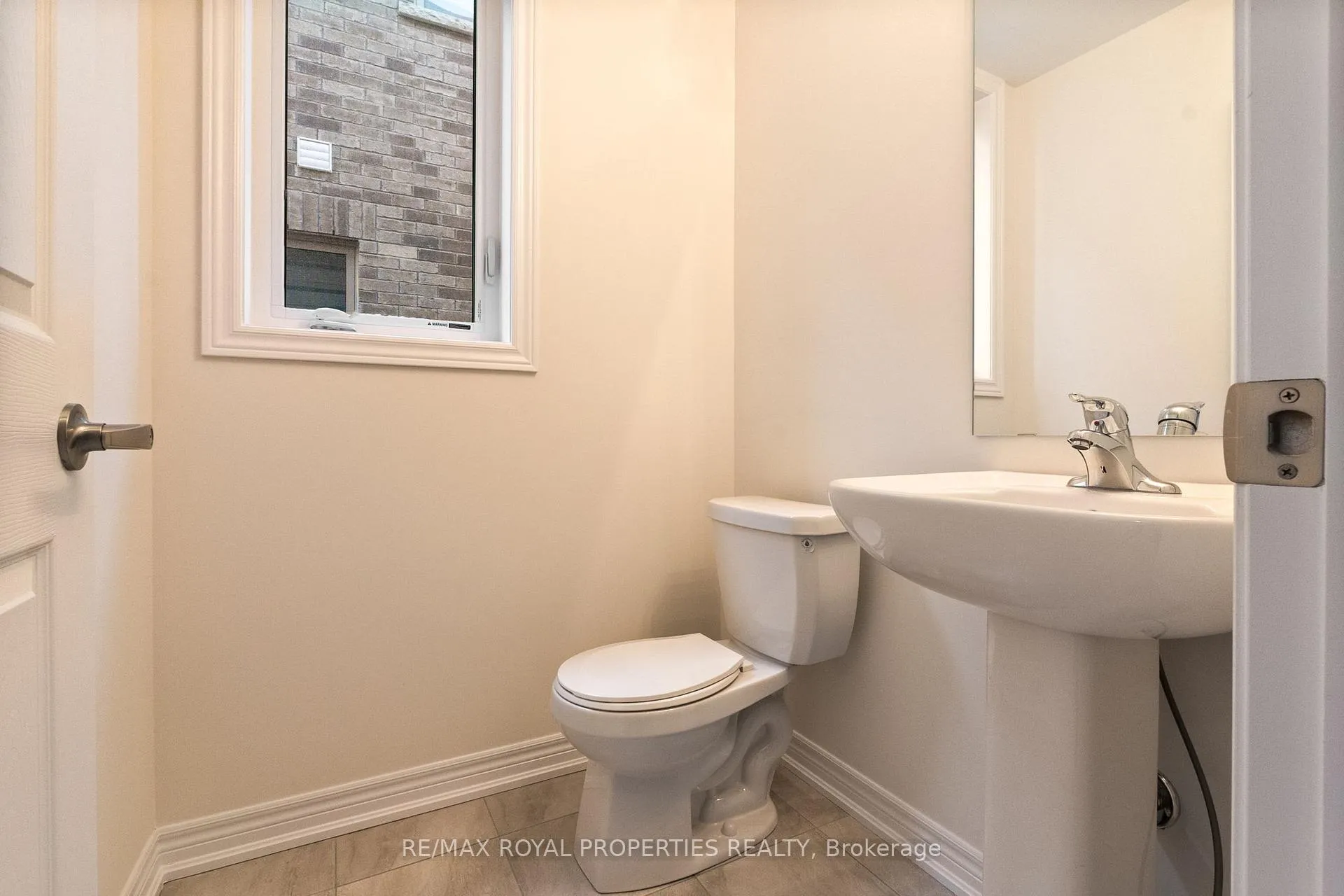 Photo 16 of 2849 Whites Road, Pickering, Rural Pickering — HOMEH