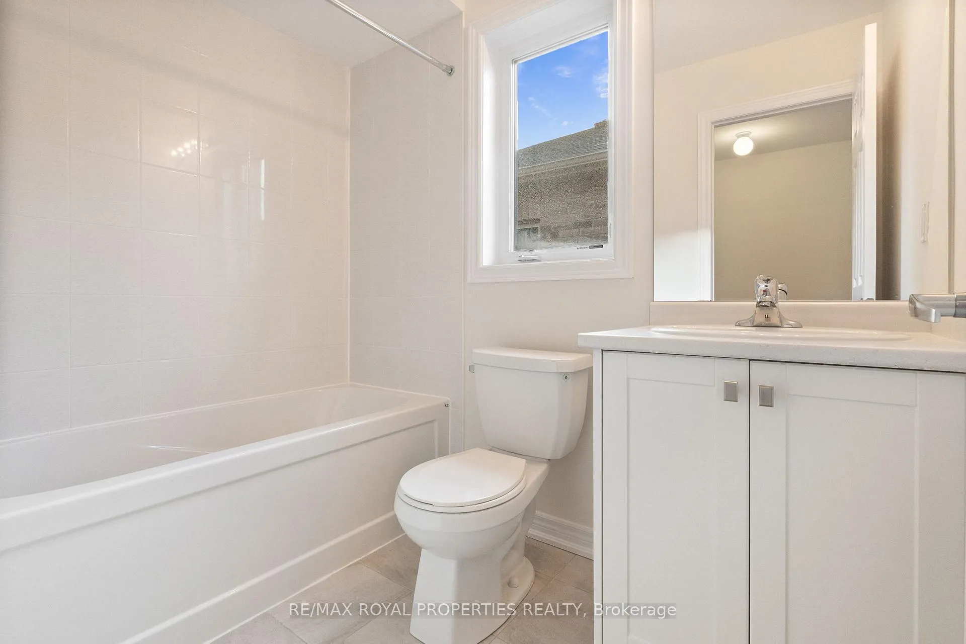 Photo 21 of 2849 Whites Road, Pickering, Rural Pickering — HOMEH