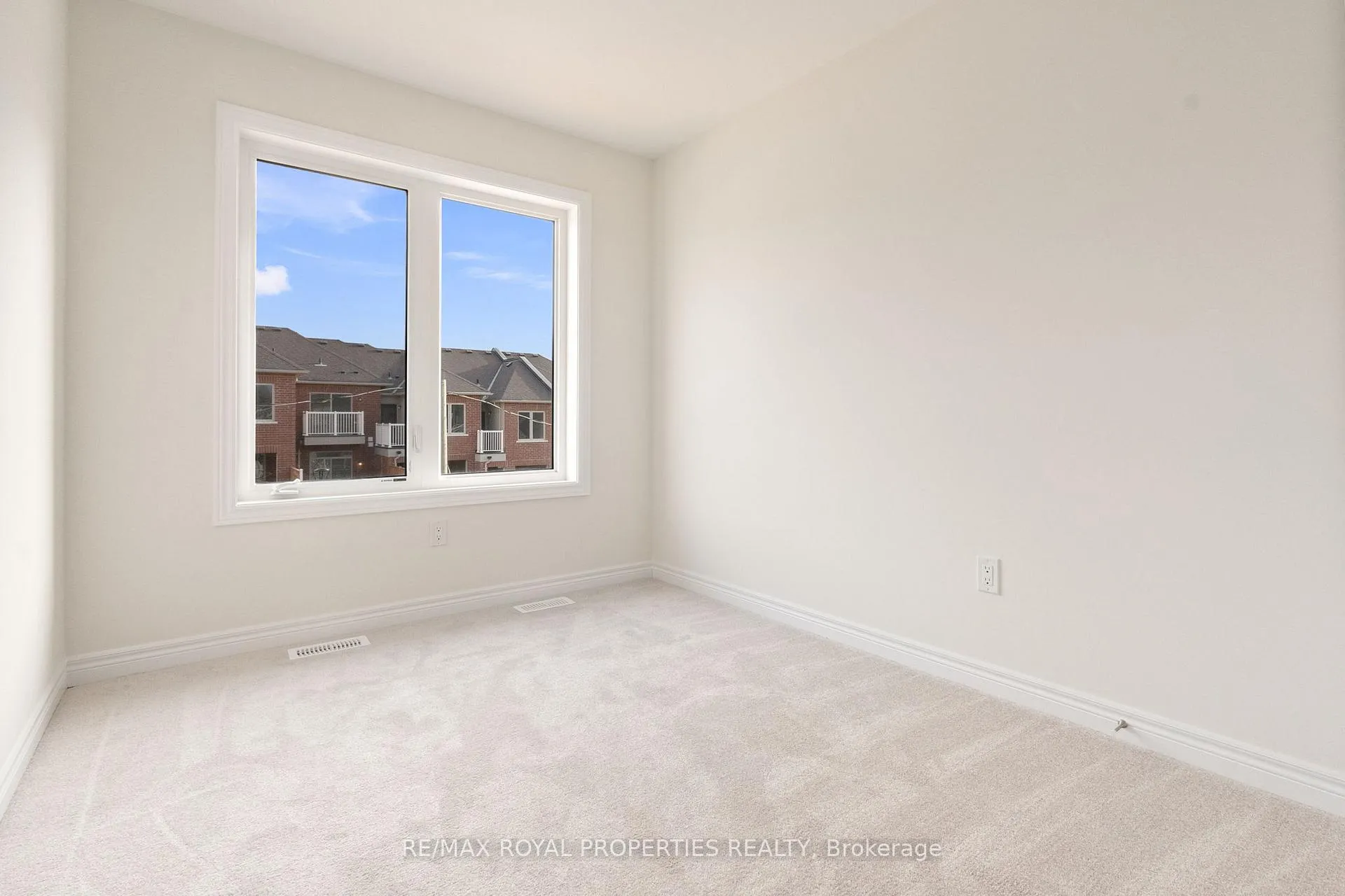 Photo 25 of 2849 Whites Road, Pickering, Rural Pickering — HOMEH