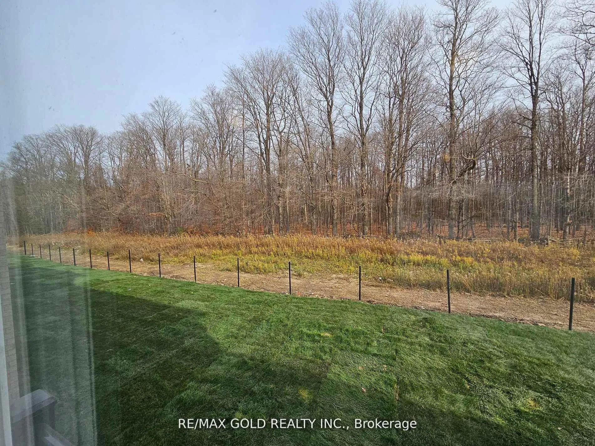 Photo 3 of 500 Black Cherry Crescent, Shelburne — HOMEH