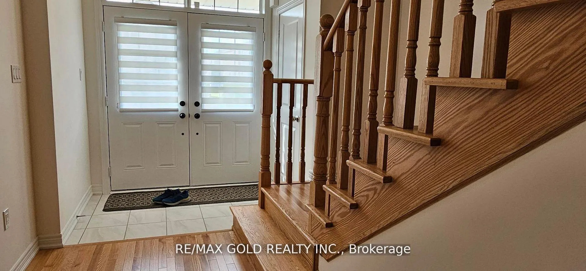 Photo 4 of 500 Black Cherry Crescent, Shelburne — HOMEH