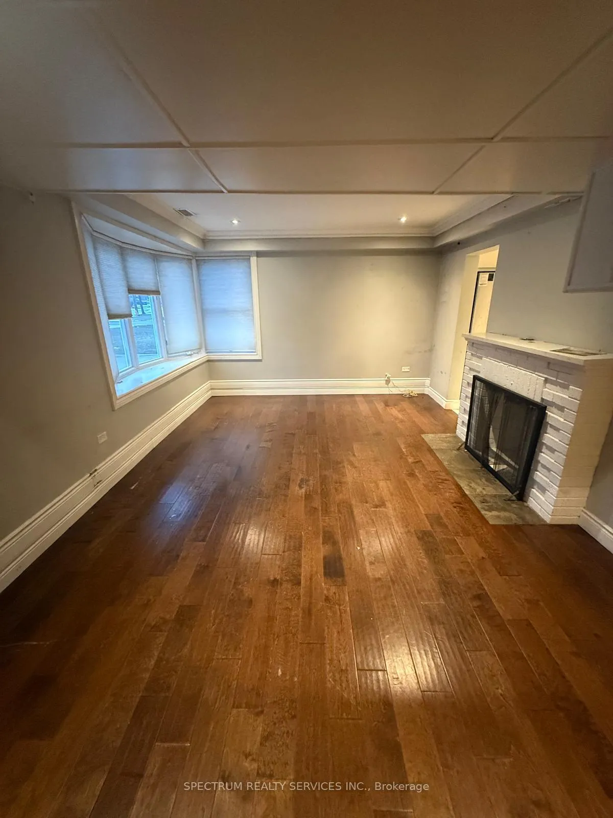Photo 7 of 2052 Churchill Ave, Burlington, Freeman — HOMEH