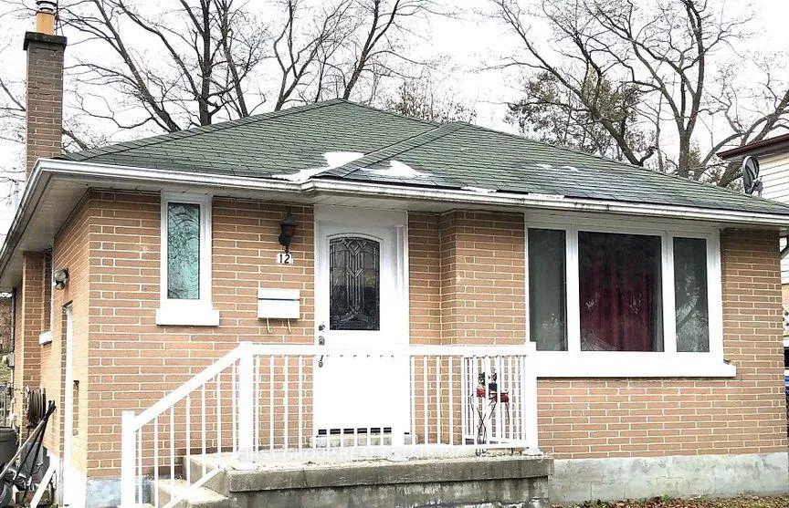 Photo 2 of 12 Roosevelt Avenue, Ajax, South East — HOMEH