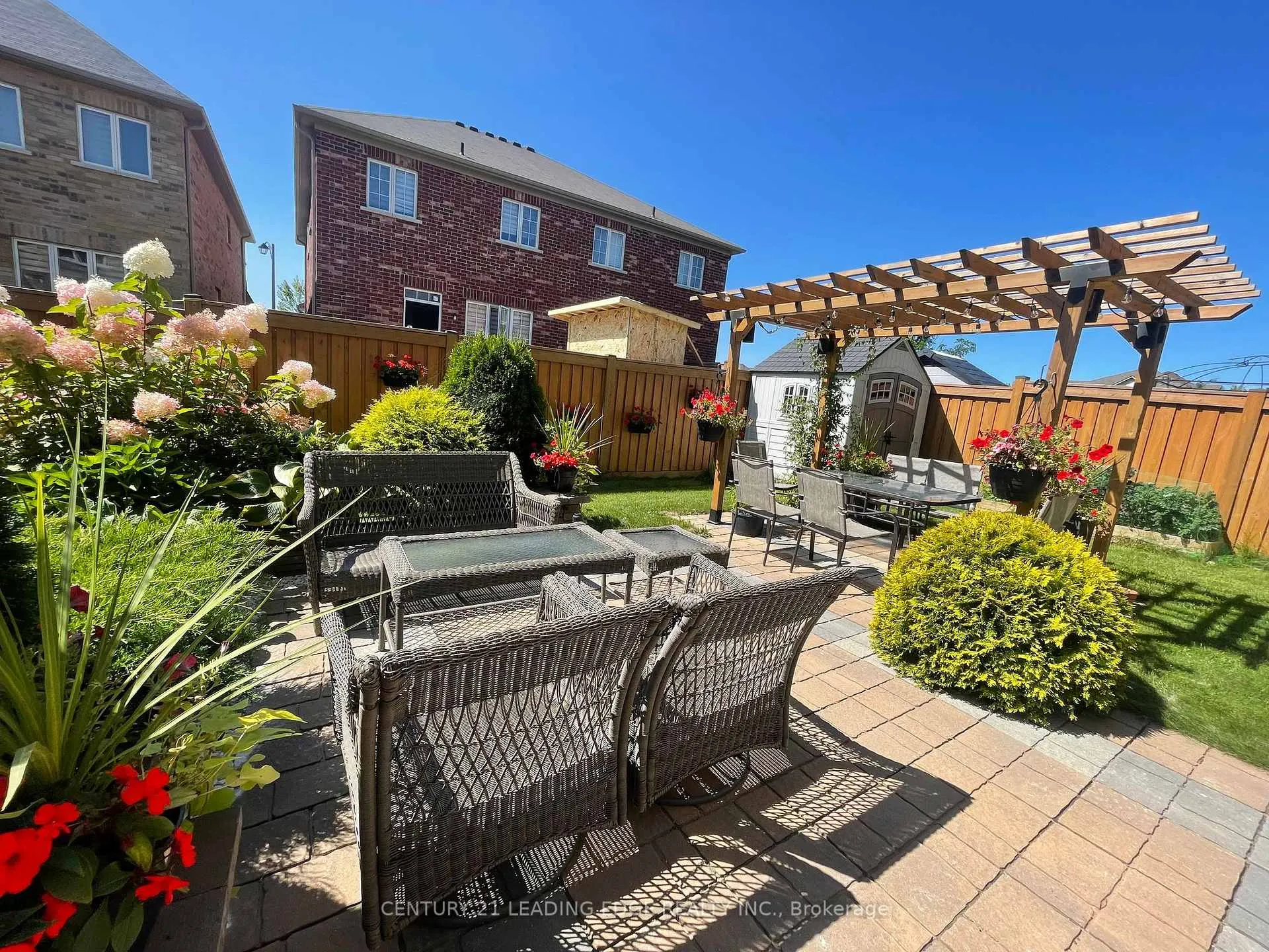 Photo 2 of Unit Upper, 40 Maple Trail Road, Caledon, Rural Caledon — HOMEH