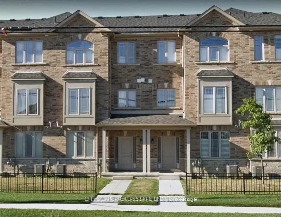 Front of 29 Crossings Way