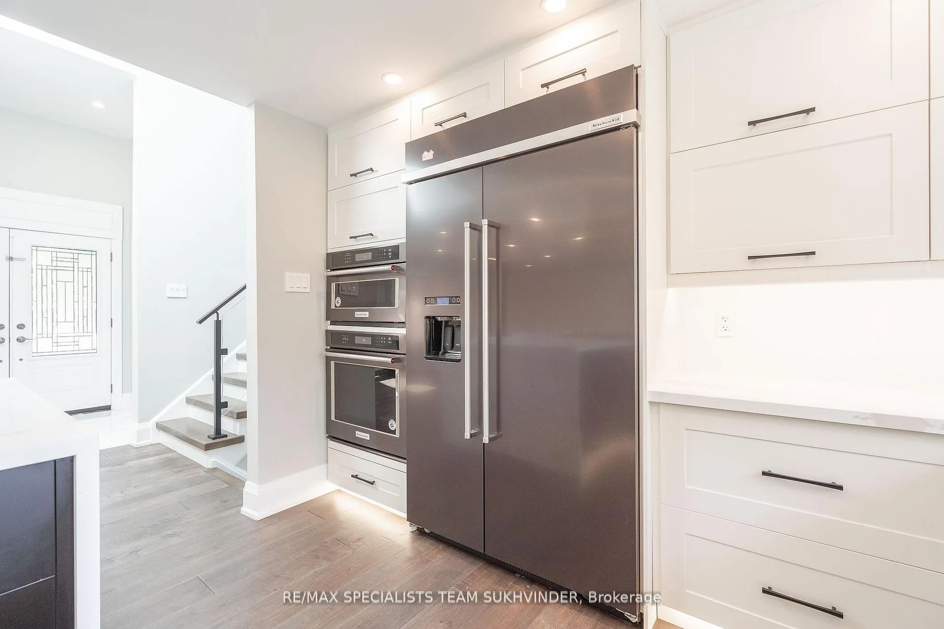 Photo 6 of 19 Rouge River Circle, Markham, Box Grove — HOMEH