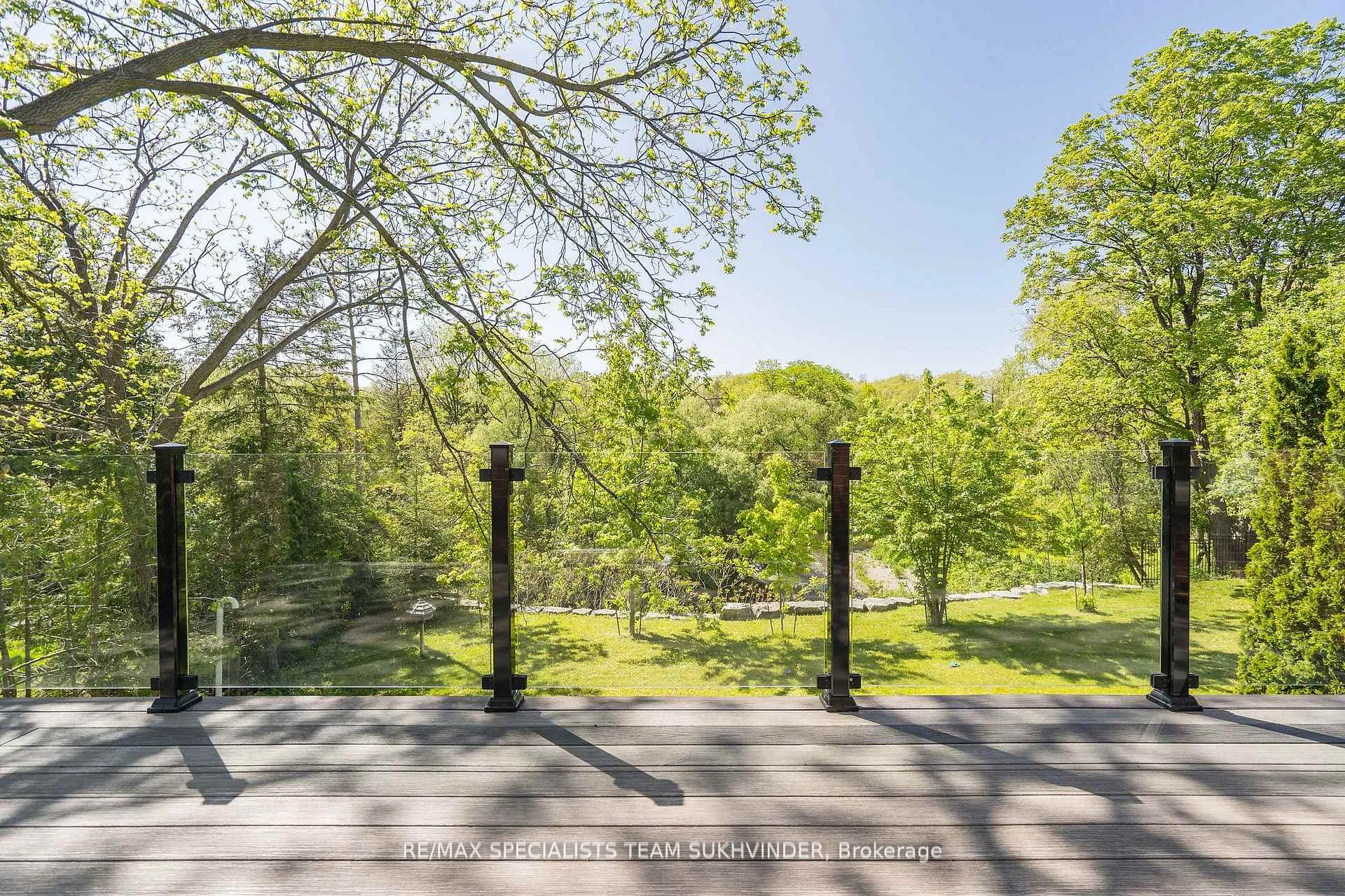 Photo 18 of 19 Rouge River Circle, Markham, Box Grove — HOMEH
