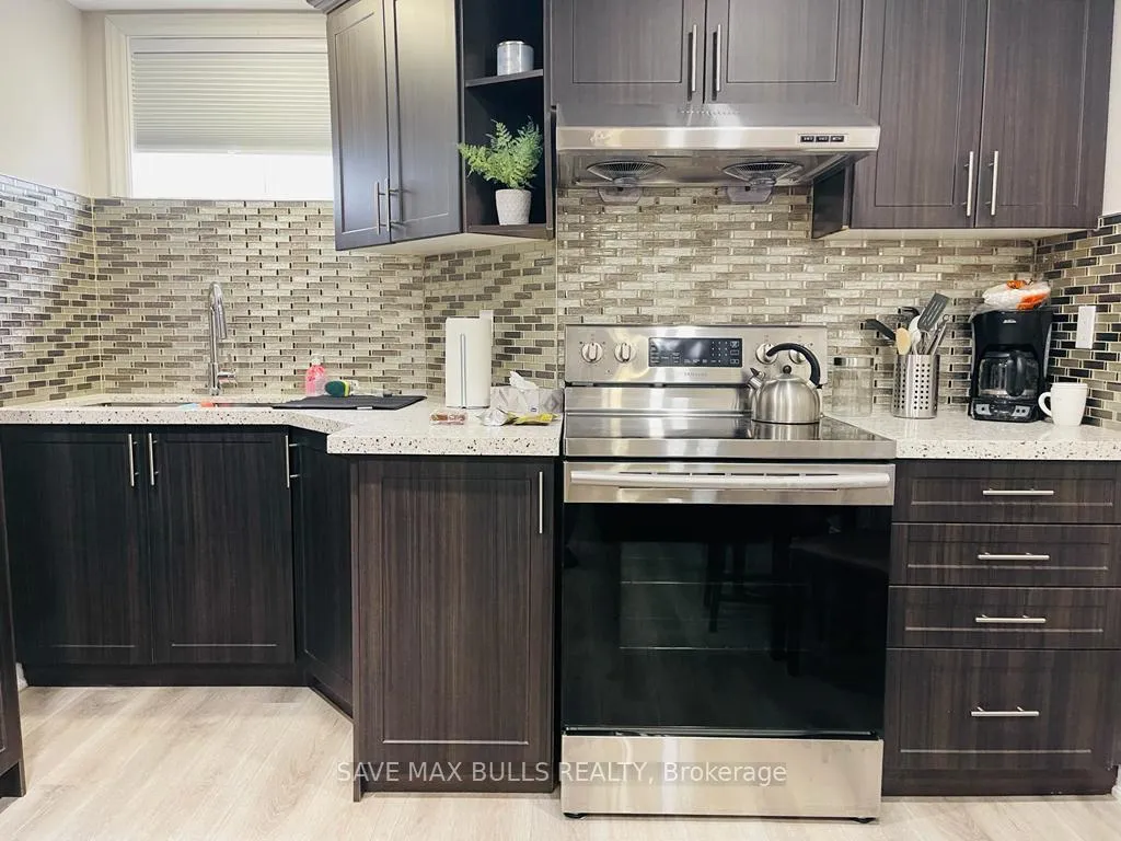 Photo 4 of 313 Veterans Drive, Brampton, Northwest Brampton — HOMEH