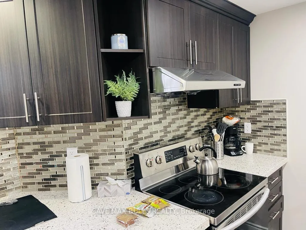 Photo 11 of 313 Veterans Drive, Brampton, Northwest Brampton — HOMEH
