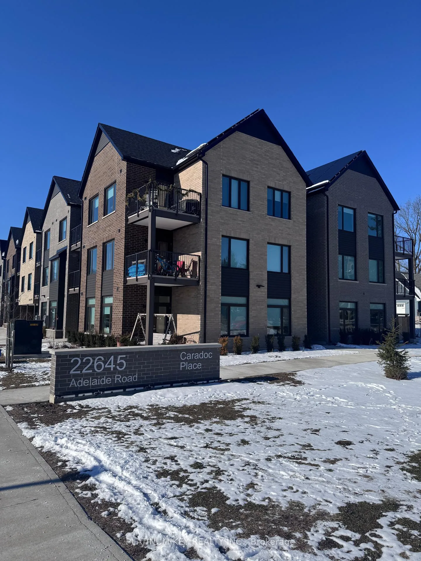 Photo 1 of Unit 309, 22645 ADELAIDE Rd, Strathroy-Caradoc, Mount Brydges — HOMEH