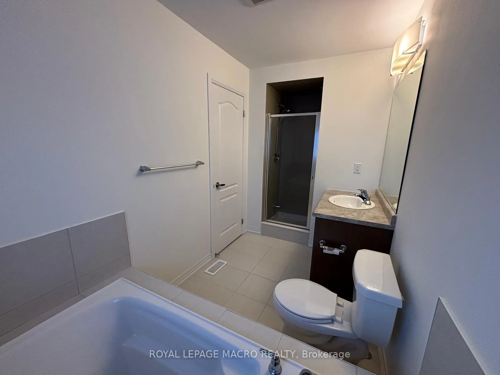 Photo 16 of 106 Selection Heights, Thorold, Allanburg/Thorold South — HOMEH