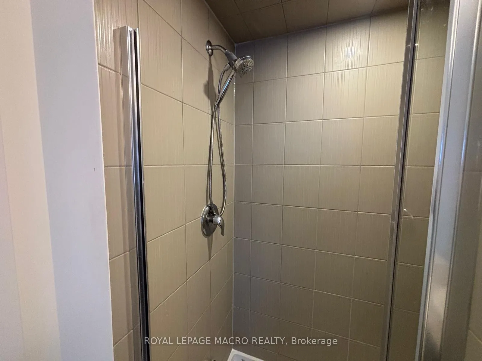 Photo 17 of 106 Selection Heights, Thorold, Allanburg/Thorold South — HOMEH