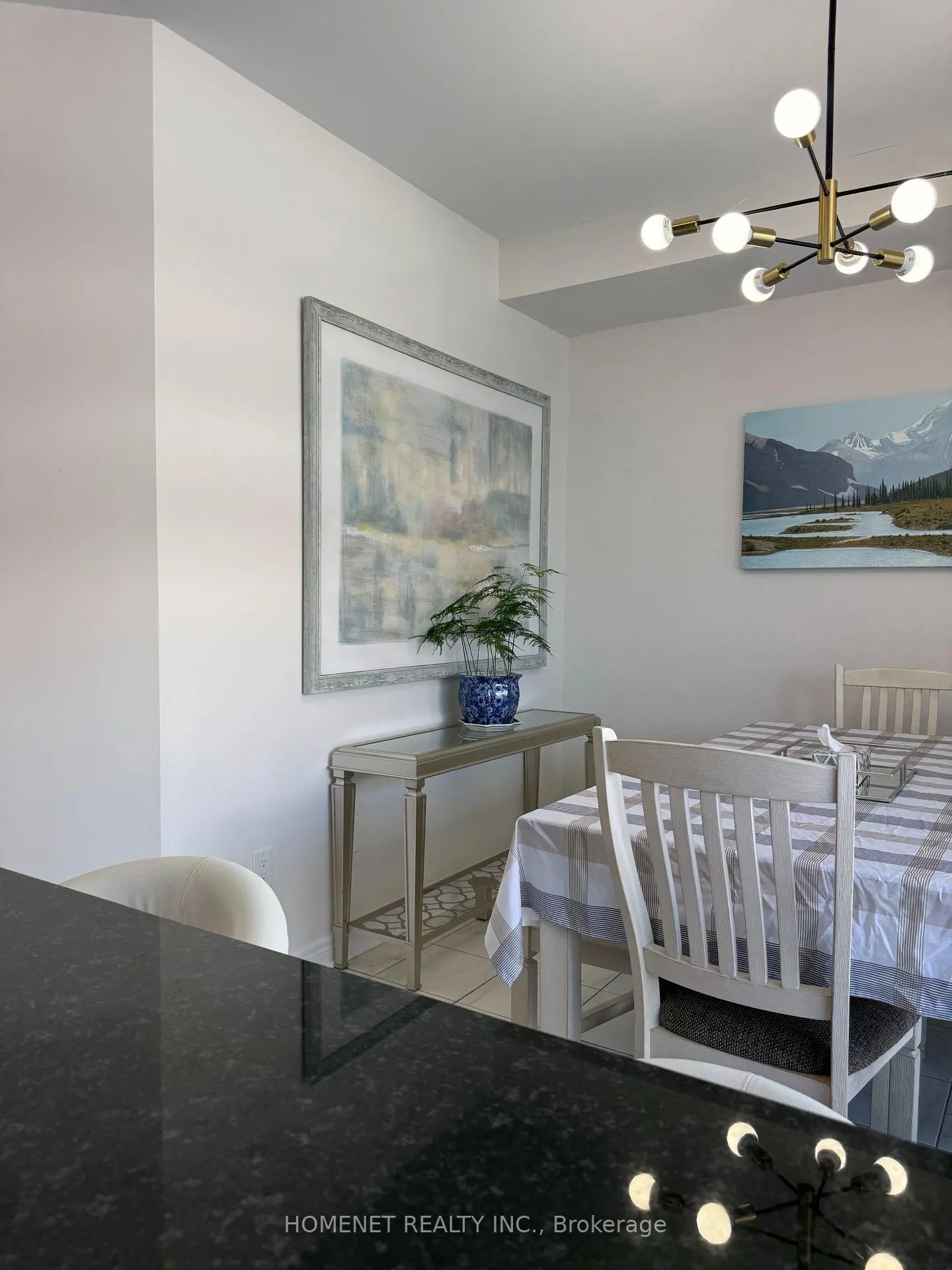 Photo 5 of 87 Grand Trunk Avenue, Vaughan, Patterson — HOMEH