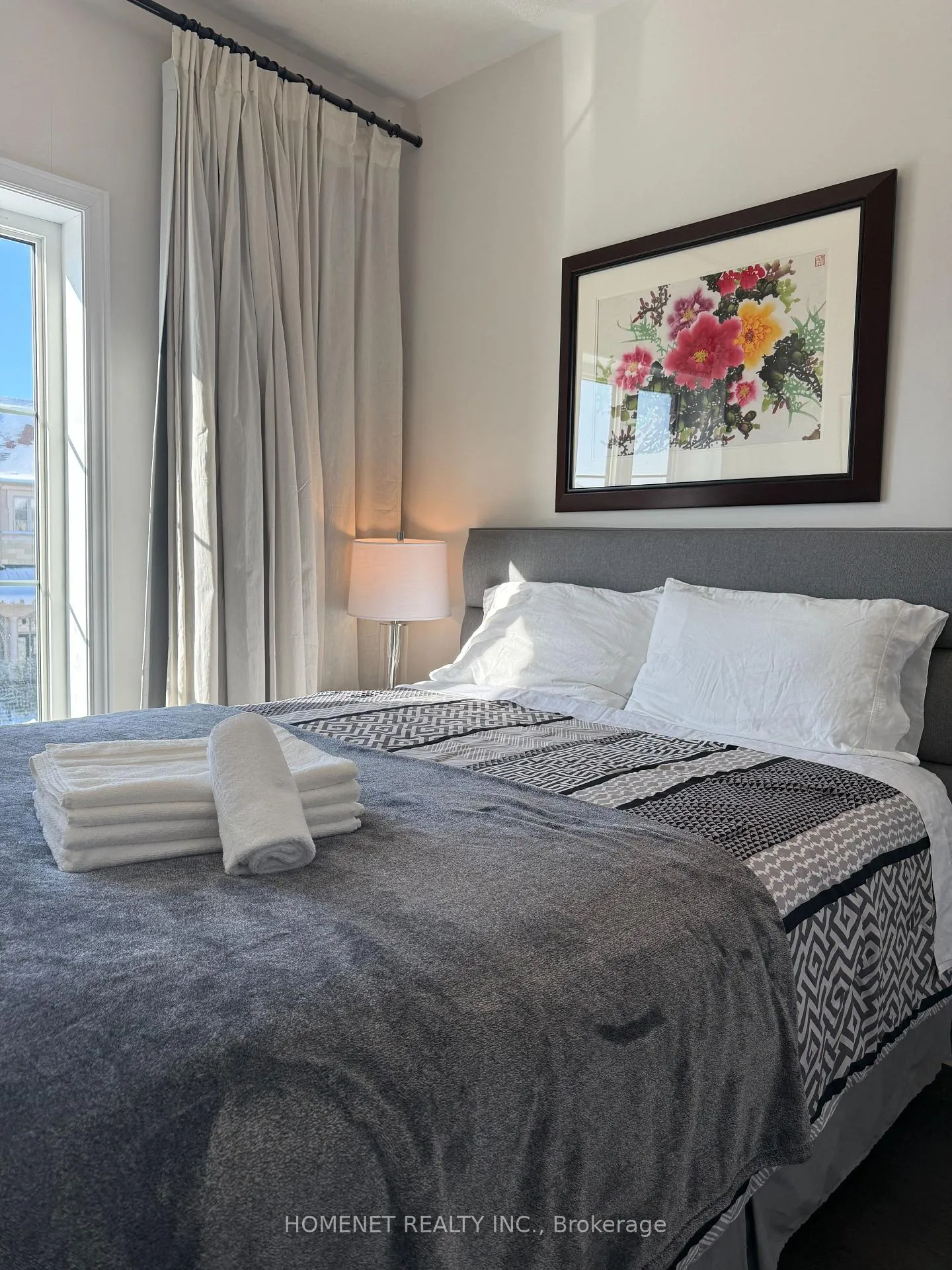 Photo 24 of 87 Grand Trunk Avenue, Vaughan, Patterson — HOMEH