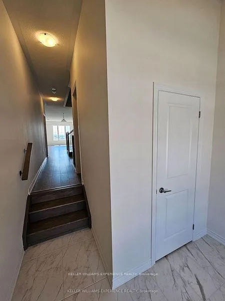 Photo 4 of 128 Greer Street, Barrie, Rural Barrie Southeast — HOMEH