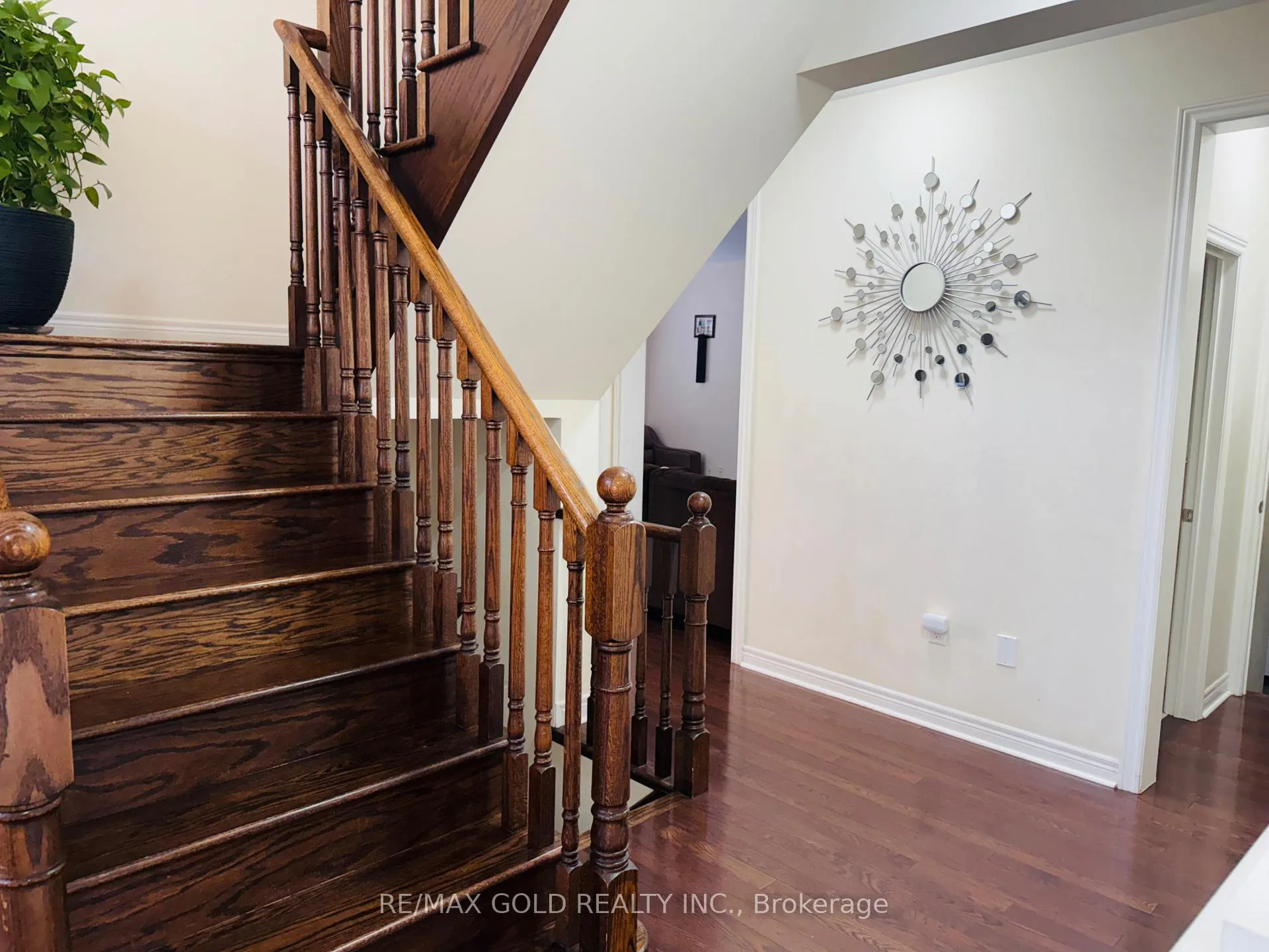 Photo 5 of 73 Waterville Way, Caledon, Rural Caledon — HOMEH