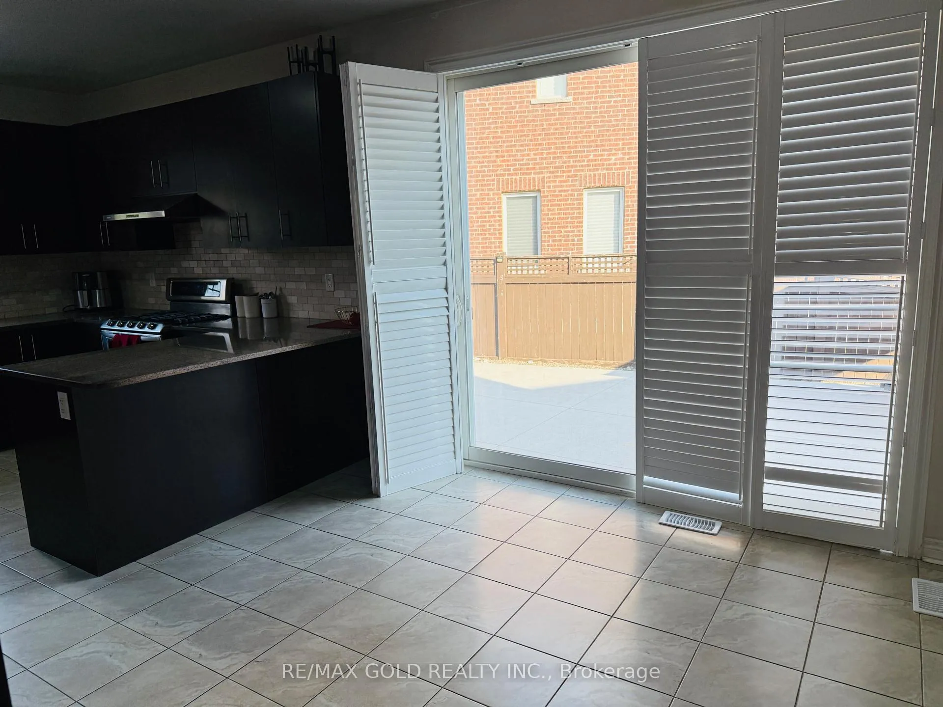 Photo 8 of 73 Waterville Way, Caledon, Rural Caledon — HOMEH
