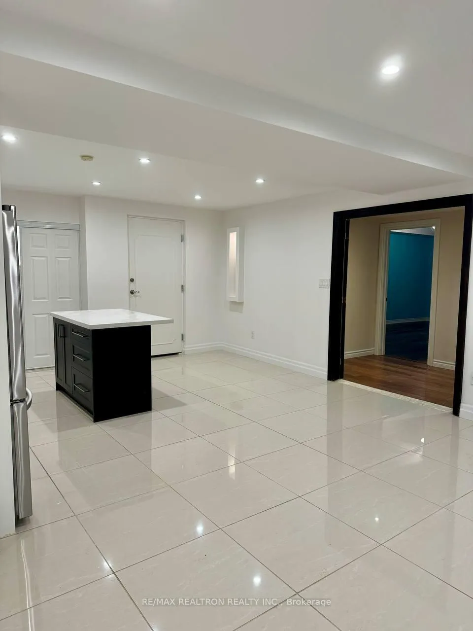Photo 12 of Unit Lower, 76 Firglen Ridge, Vaughan, Islington Woods — HOMEH