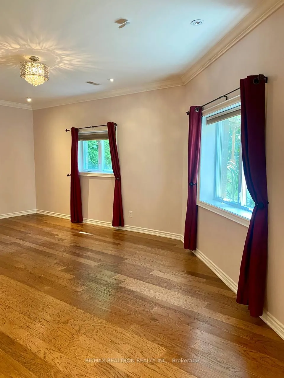 Photo 17 of Unit Lower, 76 Firglen Ridge, Vaughan, Islington Woods — HOMEH