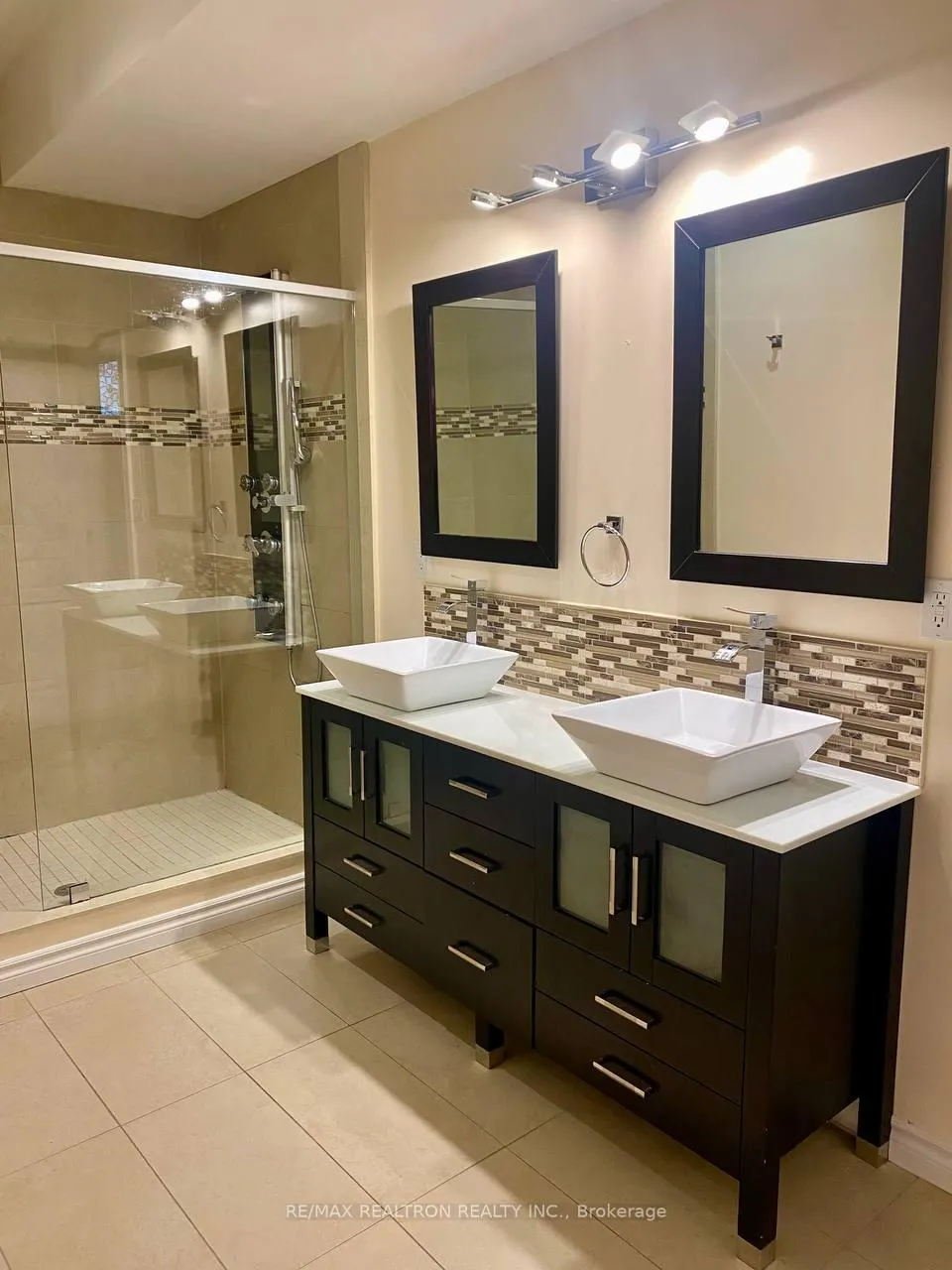 Photo 23 of Unit Lower, 76 Firglen Ridge, Vaughan, Islington Woods — HOMEH