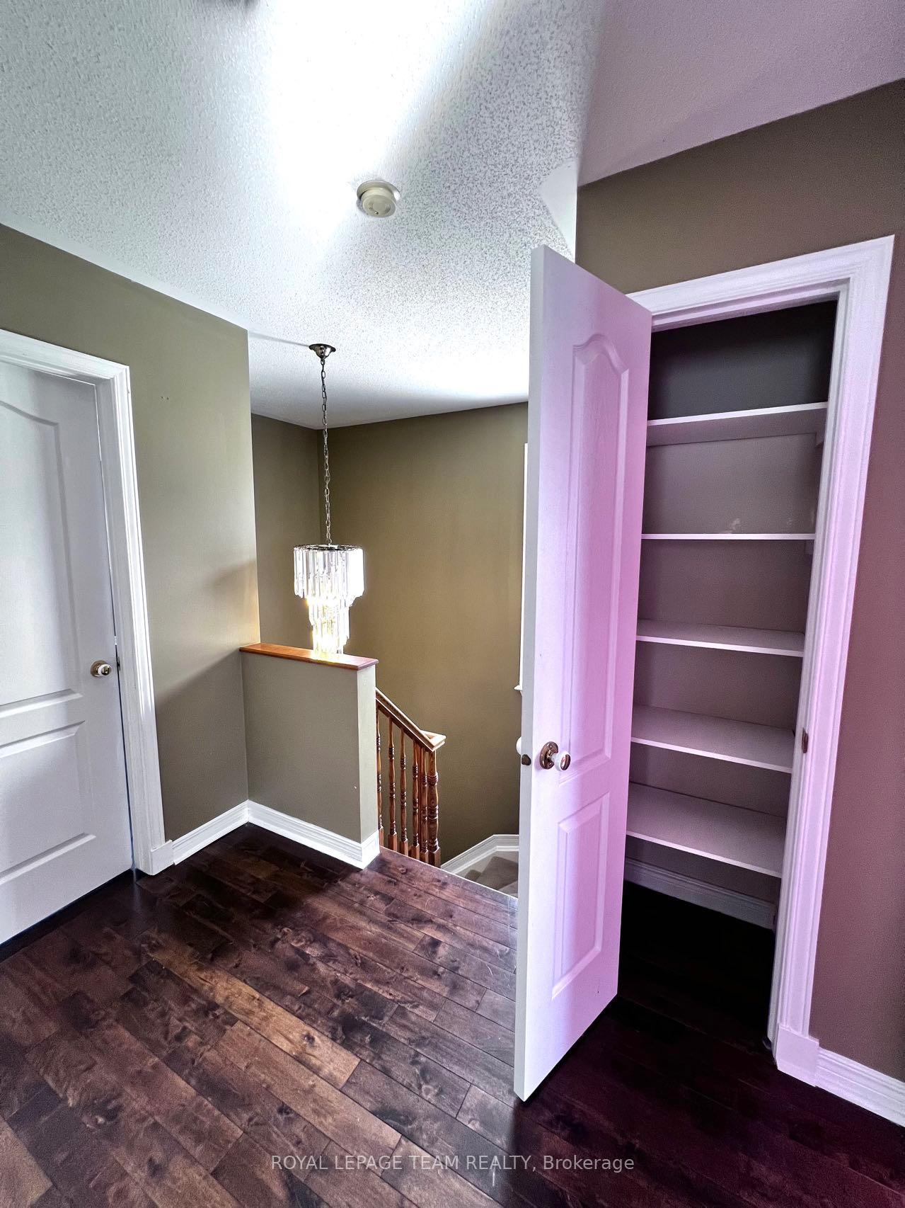 Photo 17 of 131 Locheland Crescent, Ottawa, Barrhaven East — HOMEH