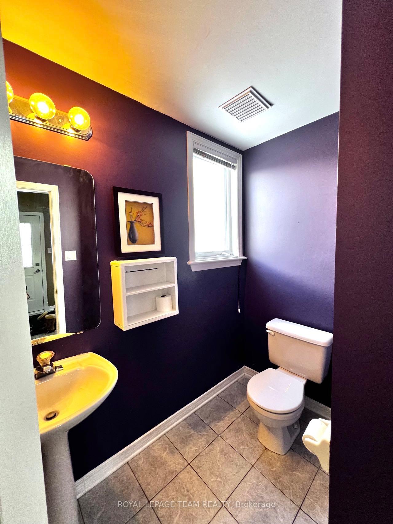 Photo 21 of 131 Locheland Crescent, Ottawa, Barrhaven East — HOMEH