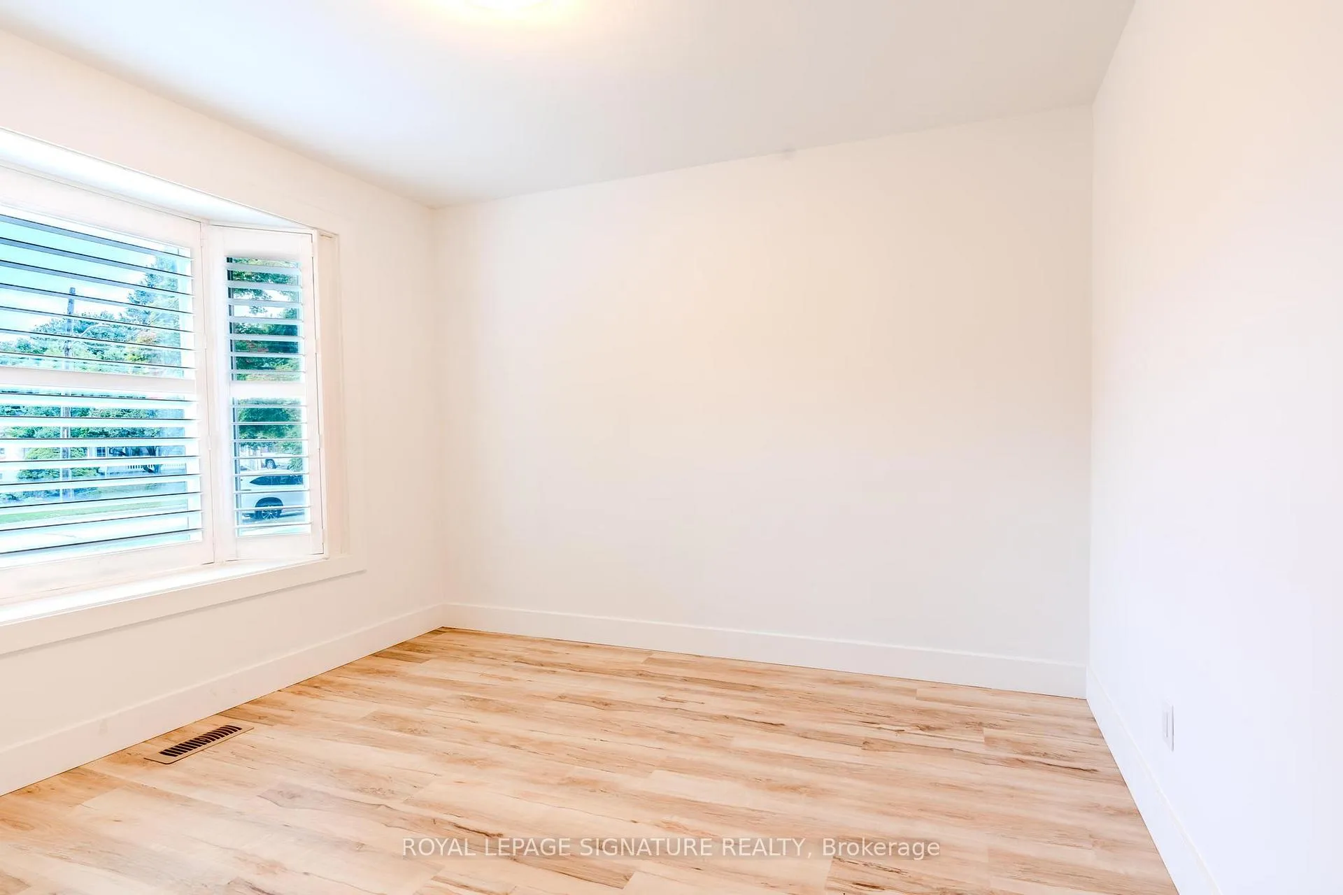 Photo 5 of Unit Main, 41 Windsor Drive, Ajax, Central West — HOMEH