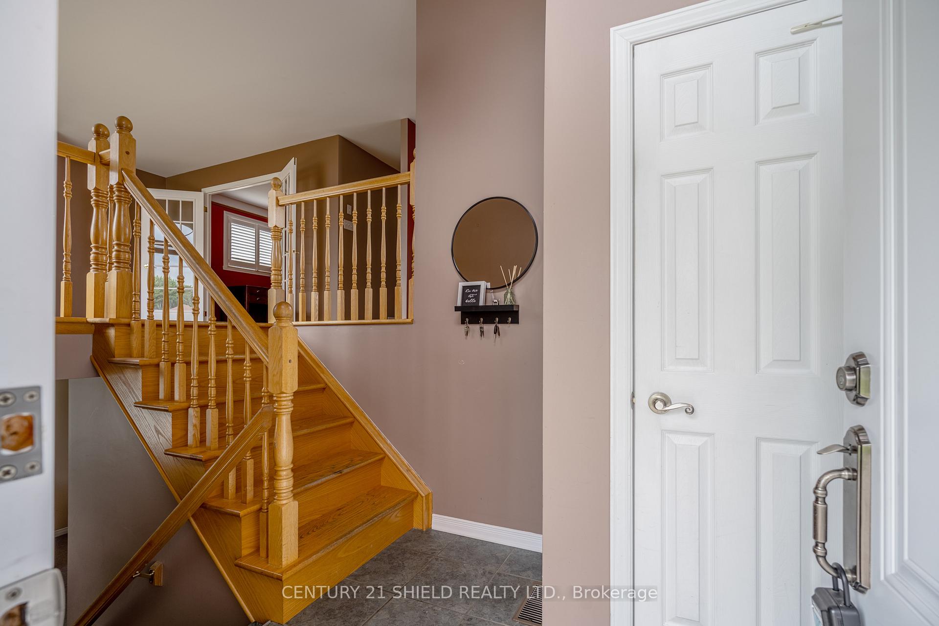 Photo 15 of 1861 Belvedere Crescent, Cornwall — HOMEH