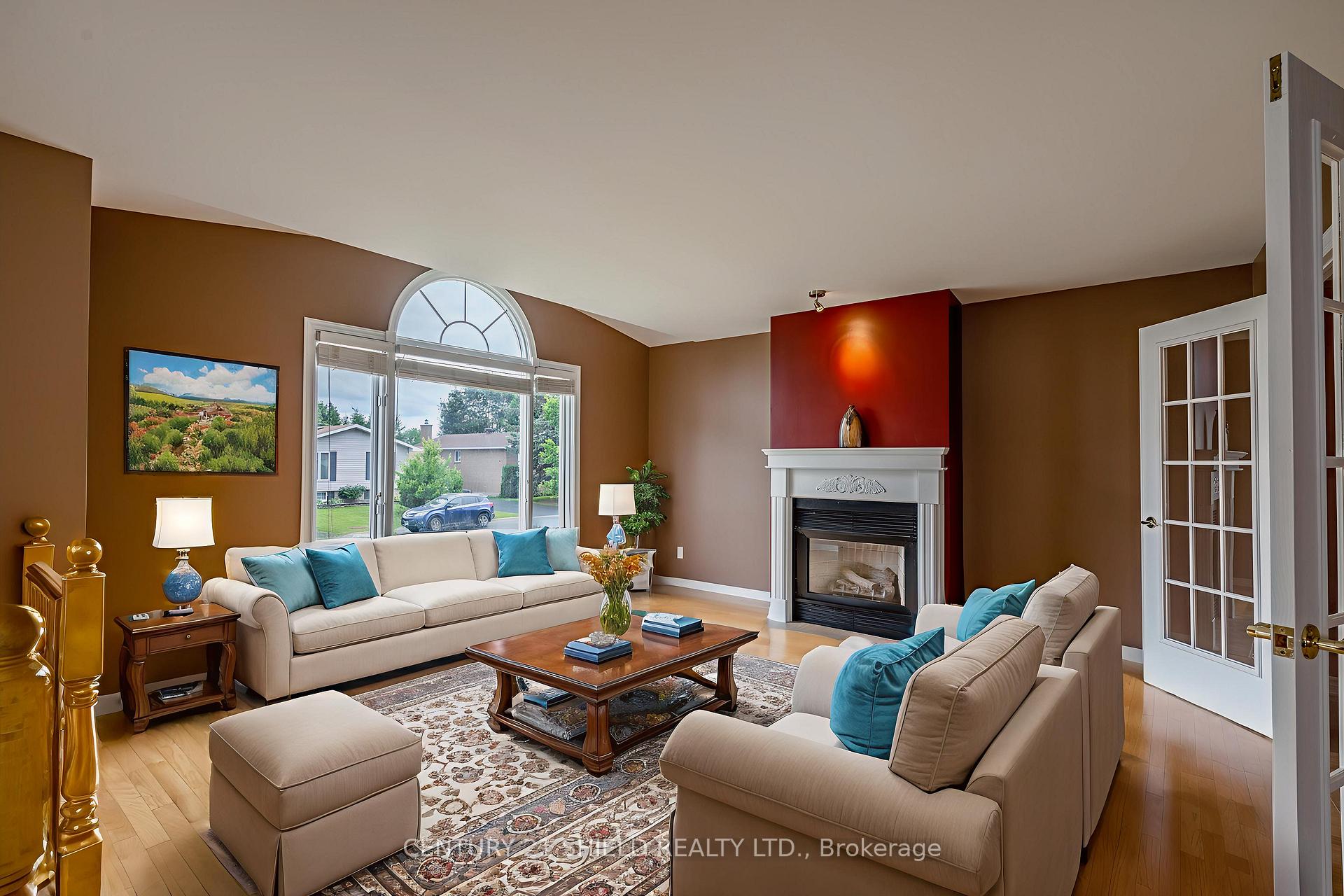 Photo 16 of 1861 Belvedere Crescent, Cornwall — HOMEH