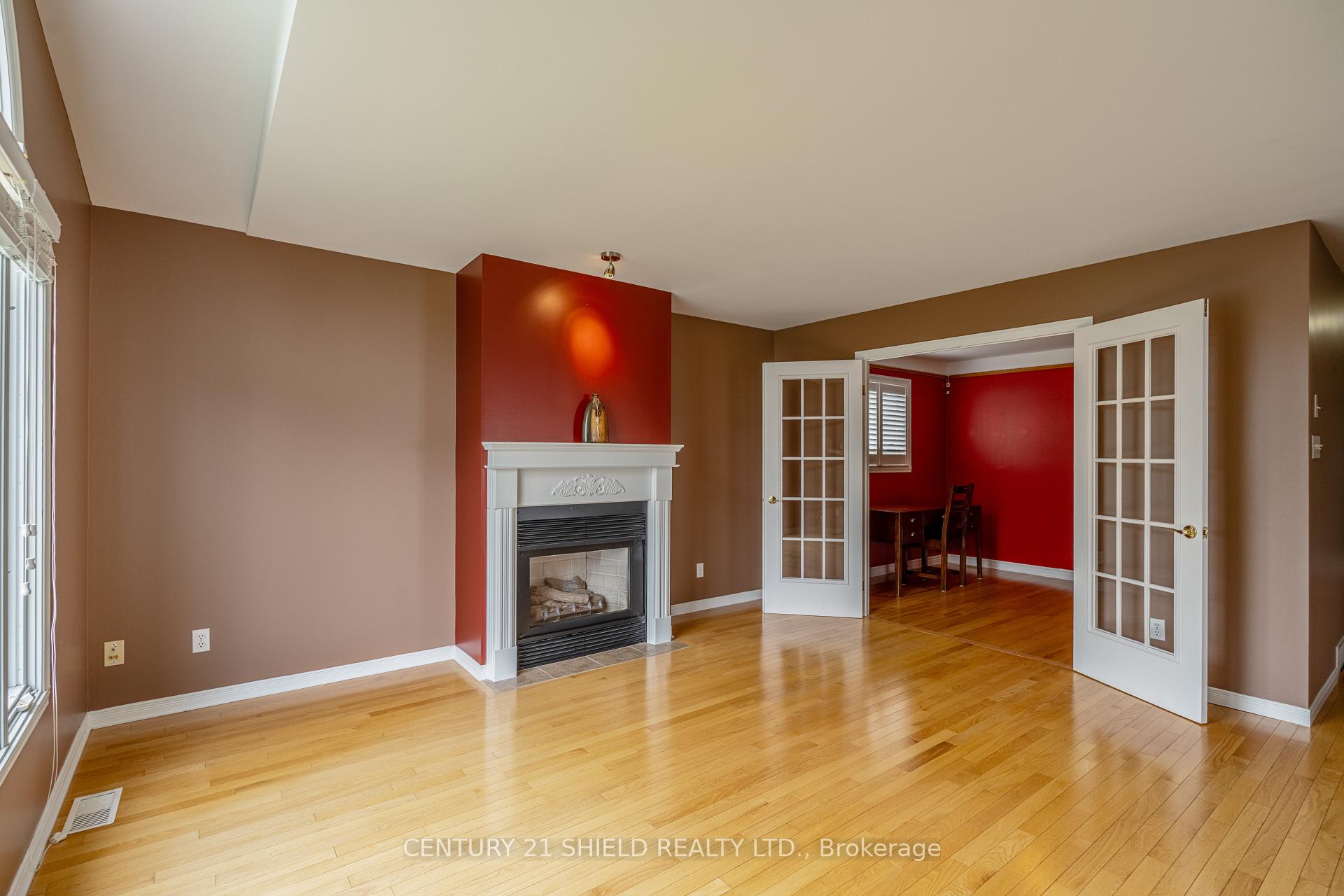 Photo 18 of 1861 Belvedere Crescent, Cornwall — HOMEH