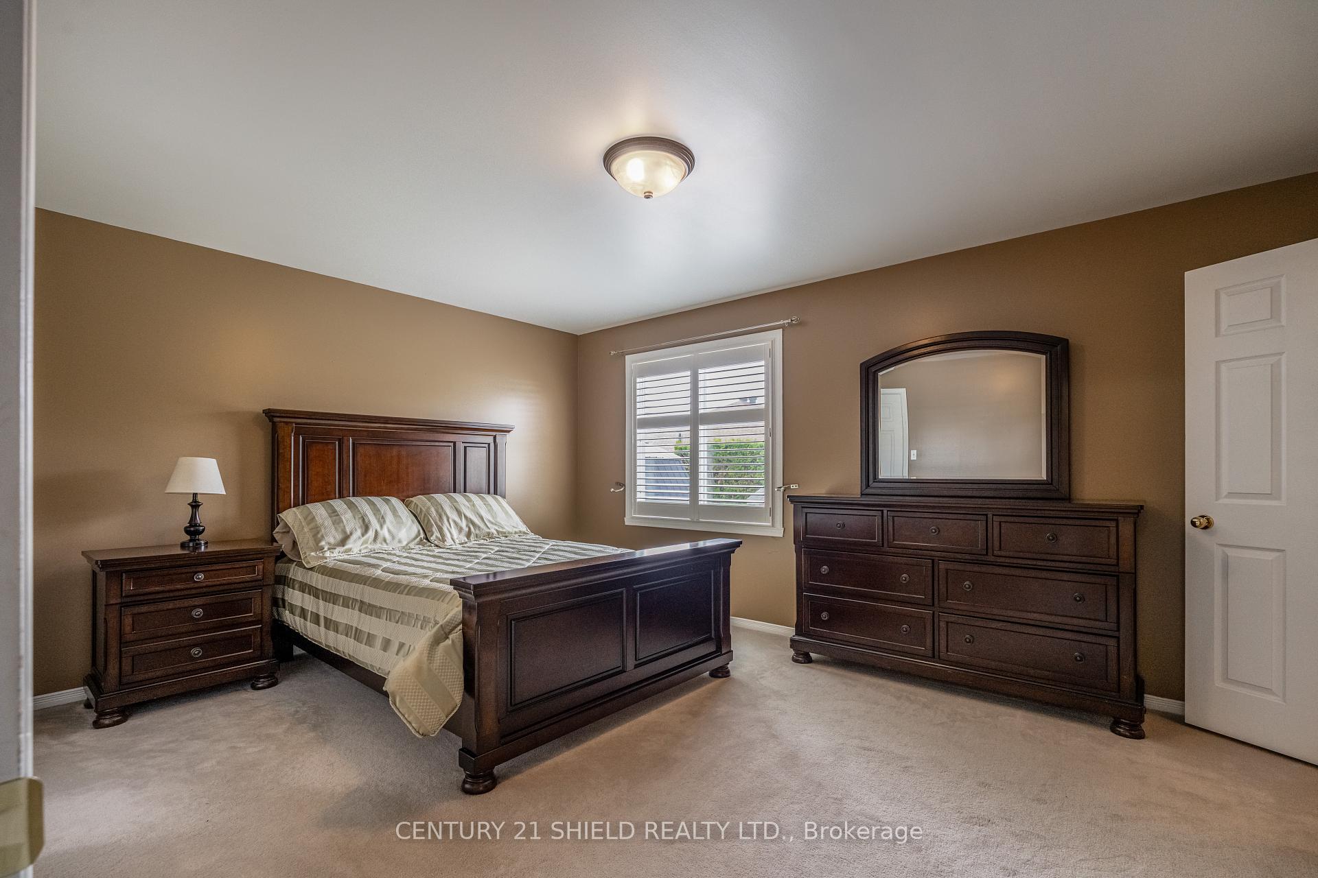 Photo 30 of 1861 Belvedere Crescent, Cornwall — HOMEH