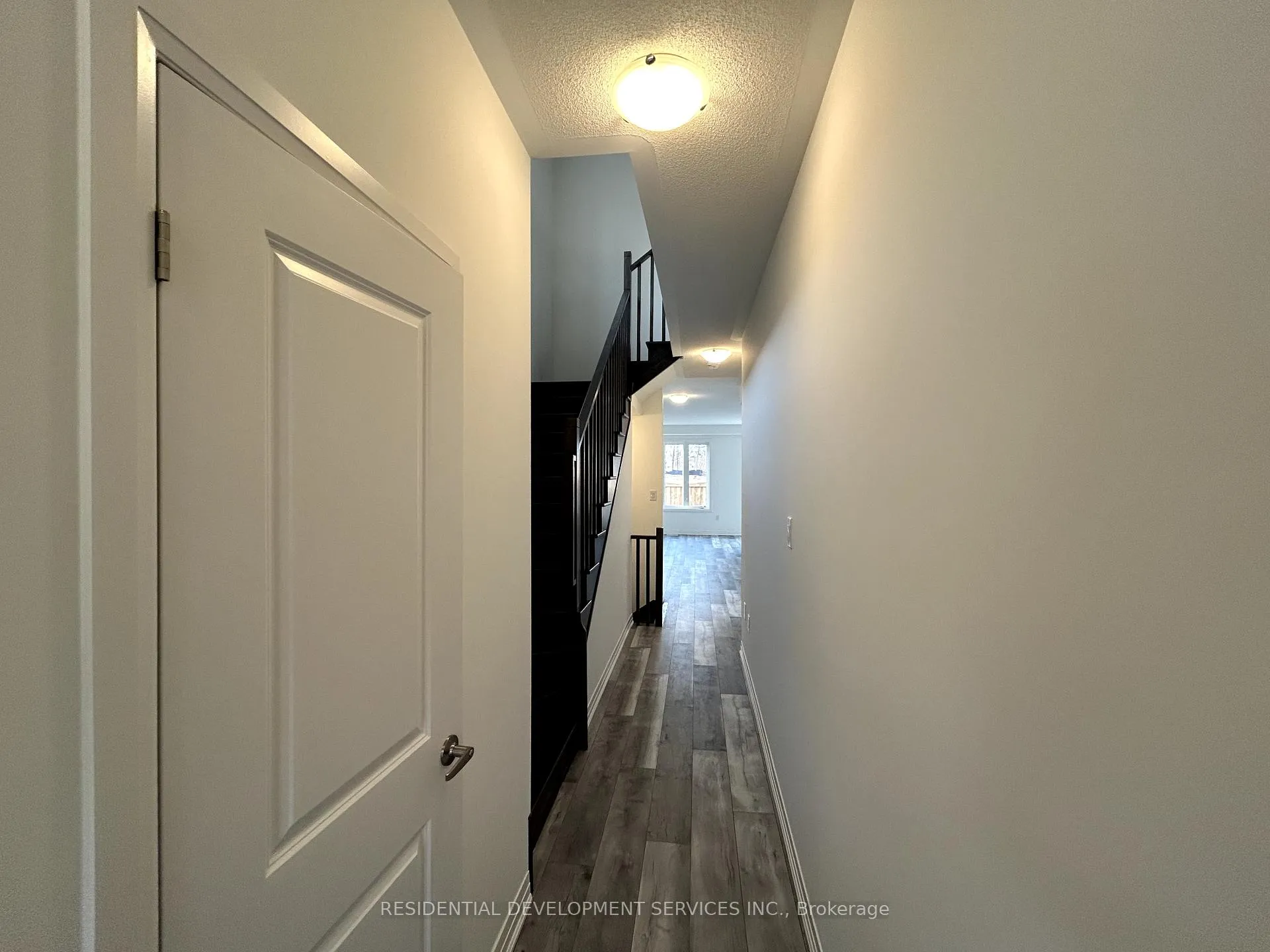 Photo 3 of 101 Sagewood Avenue, Barrie, Painswick South — HOMEH