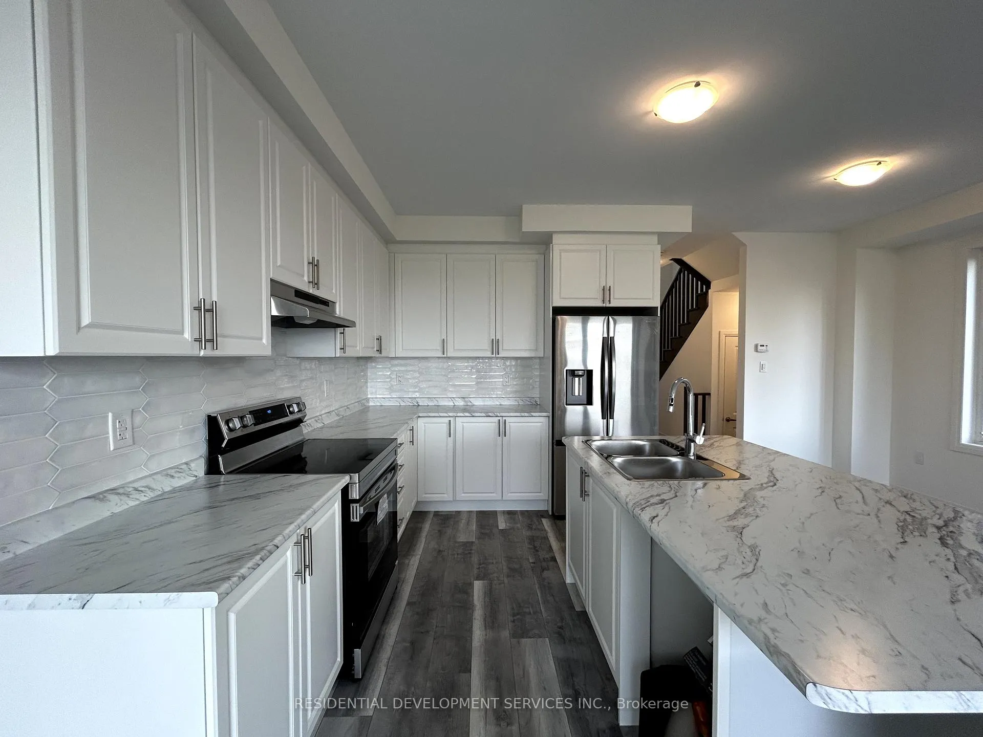 Photo 9 of 101 Sagewood Avenue, Barrie, Painswick South — HOMEH