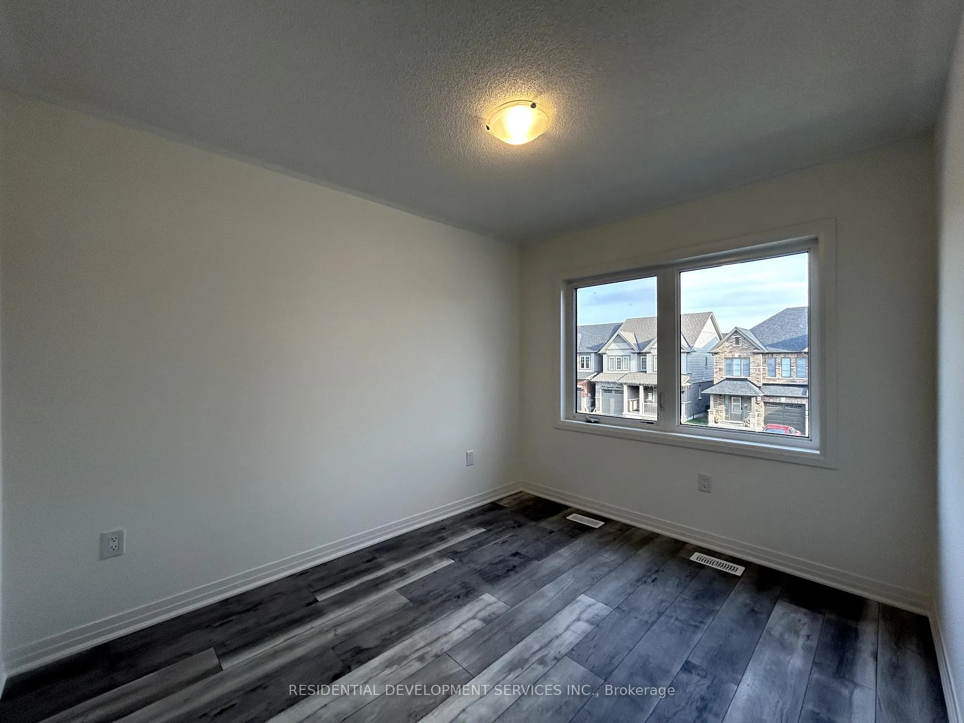 Photo 19 of 101 Sagewood Avenue, Barrie, Painswick South — HOMEH