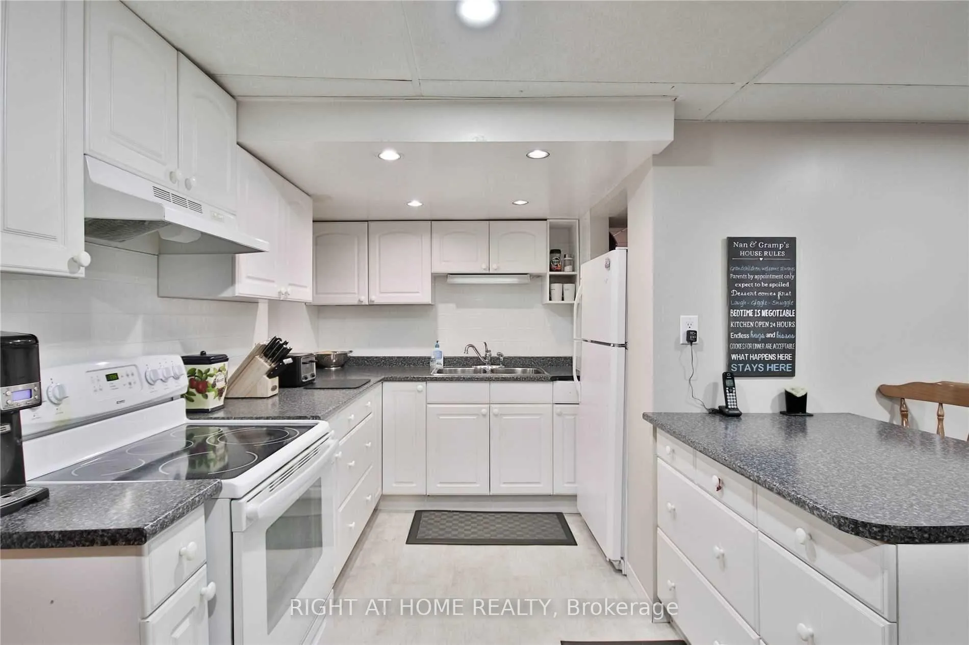 Photo 22 of 10 Jacwin Drive, Ajax, Central West — HOMEH