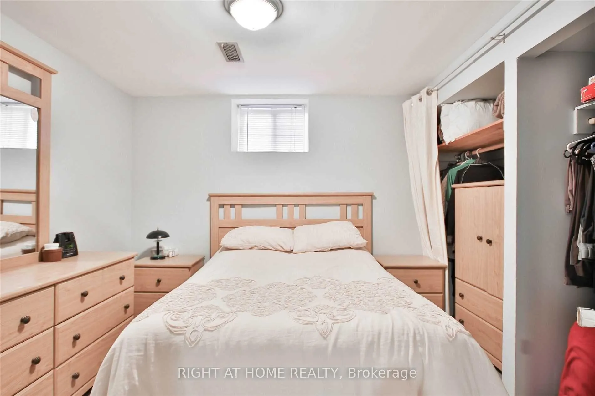 Photo 25 of 10 Jacwin Drive, Ajax, Central West — HOMEH