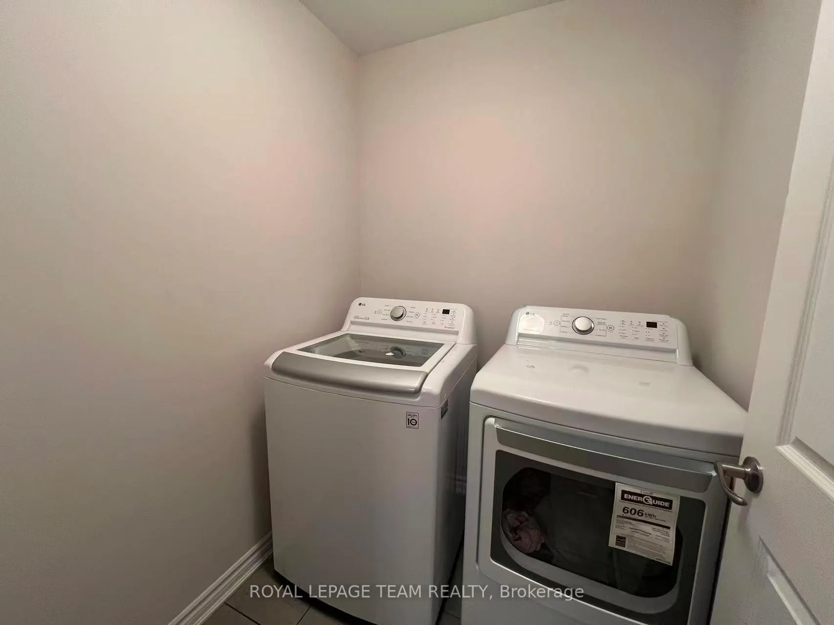 Photo 20 of 565 Rye Grass Way, Ottawa, Barrhaven - Half Moon Bay — HOMEH