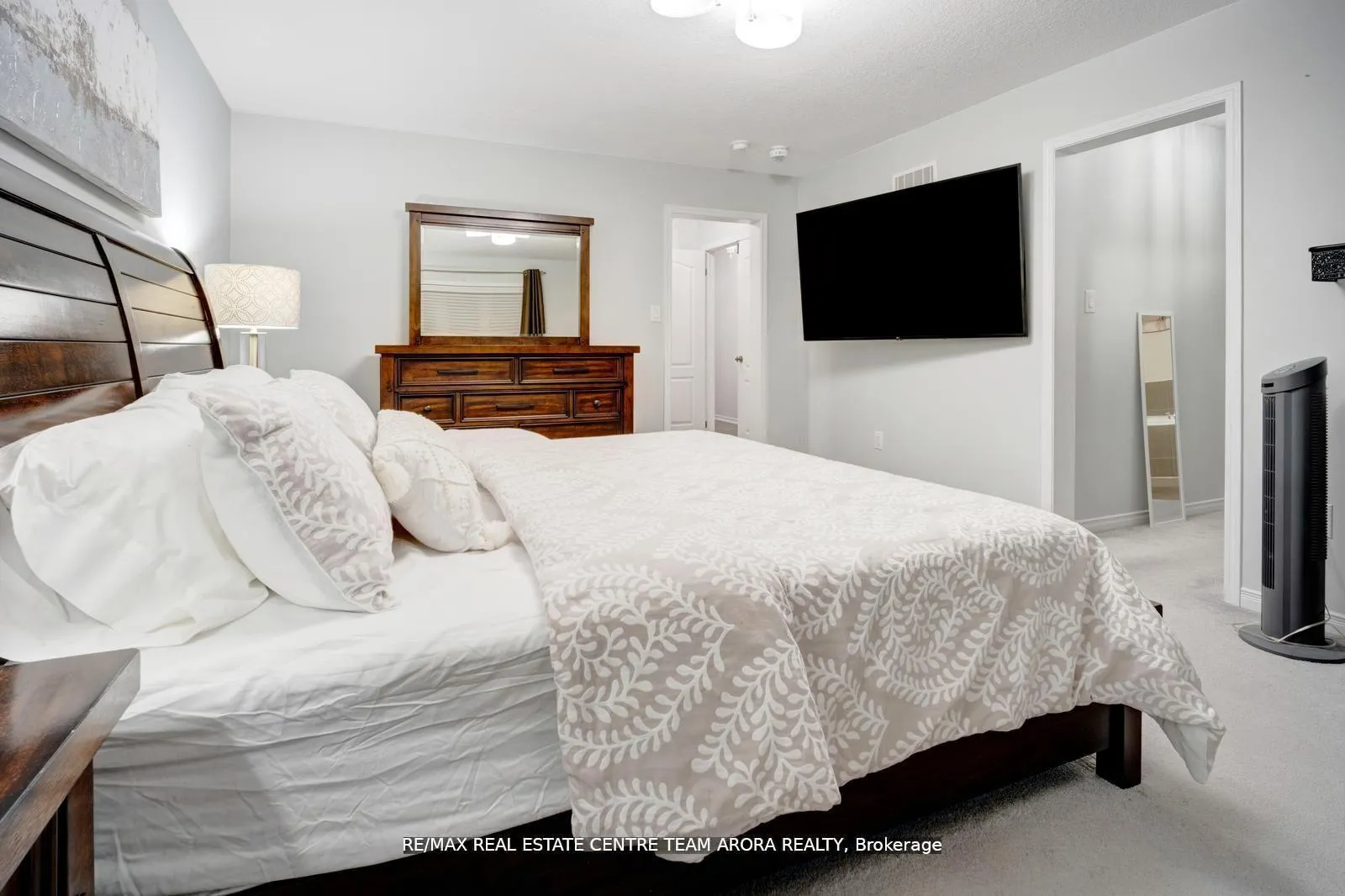 Photo 17 of 74 Abercrombie Crescent, Brampton, Northwest Brampton — HOMEH