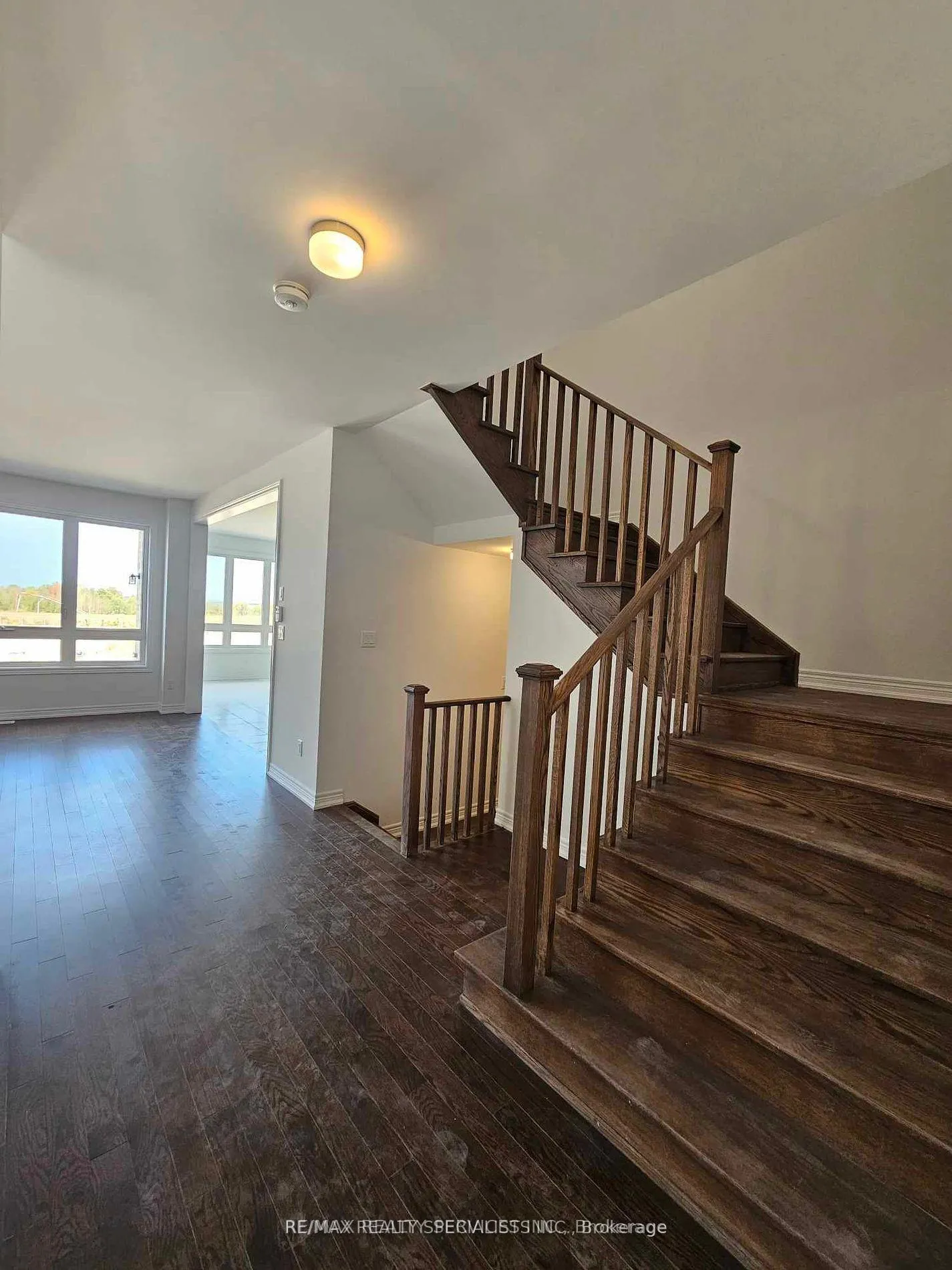 Photo 10 of 155 Fenchurch Manor, Barrie, Rural Barrie Southeast — HOMEH