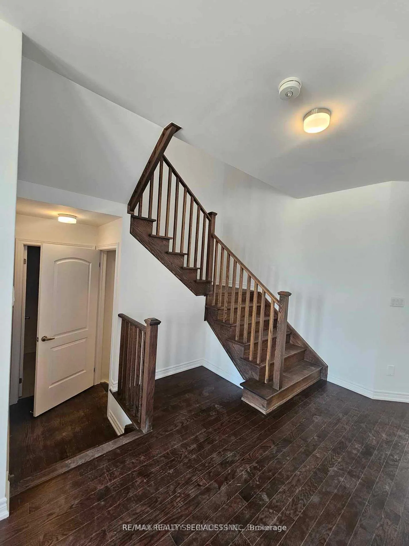 Photo 15 of 155 Fenchurch Manor, Barrie, Rural Barrie Southeast — HOMEH