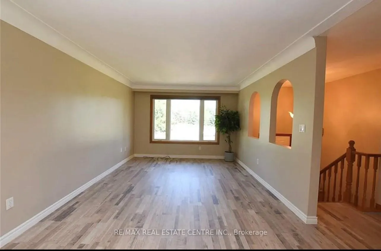 Photo 3 of 1648 Hwy 56, Hamilton, Rural Glanbrook — HOMEH