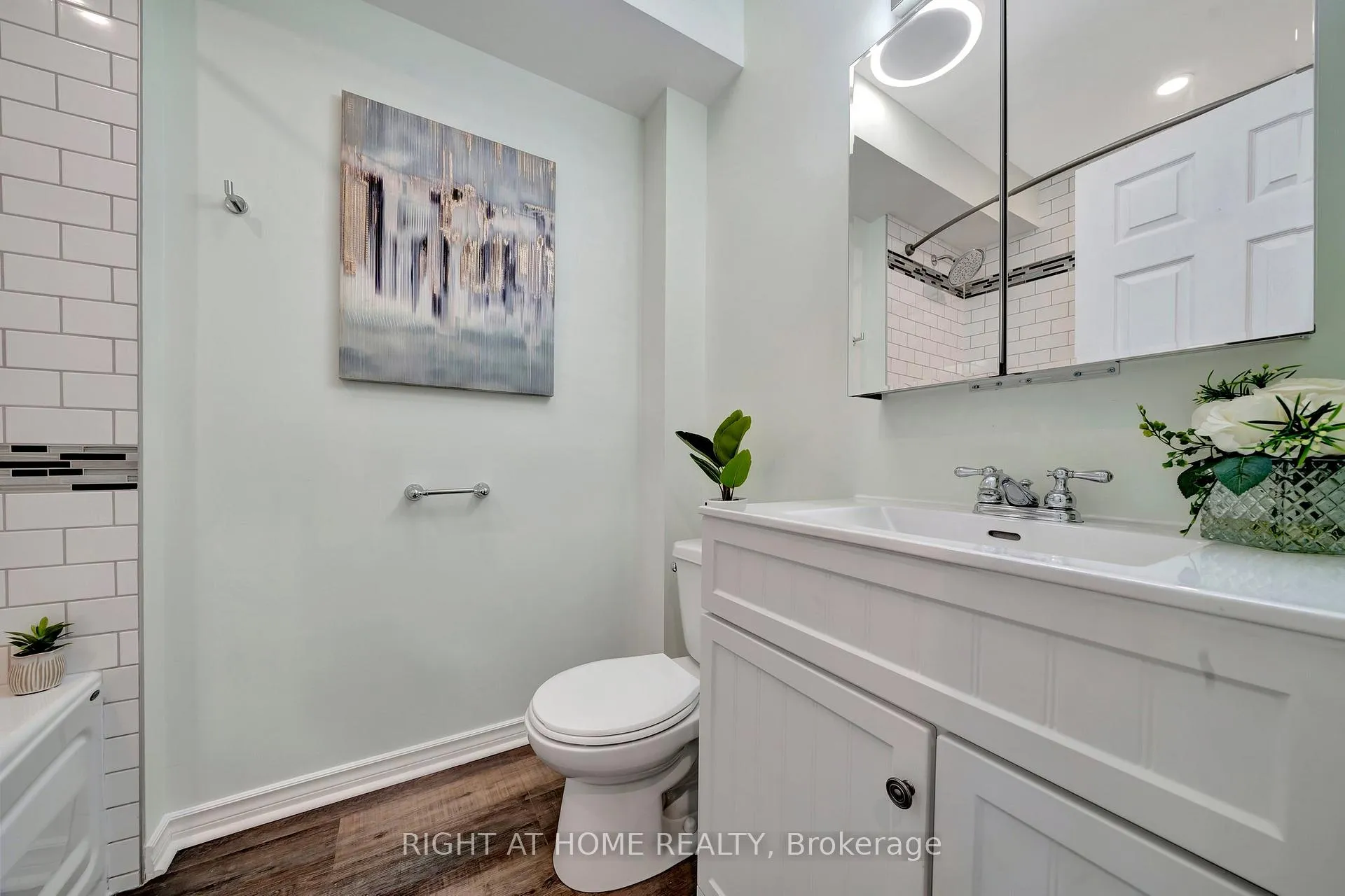 Photo 13 of Unit Main, 228 Mary Street, Hamilton, Beasley — HOMEH