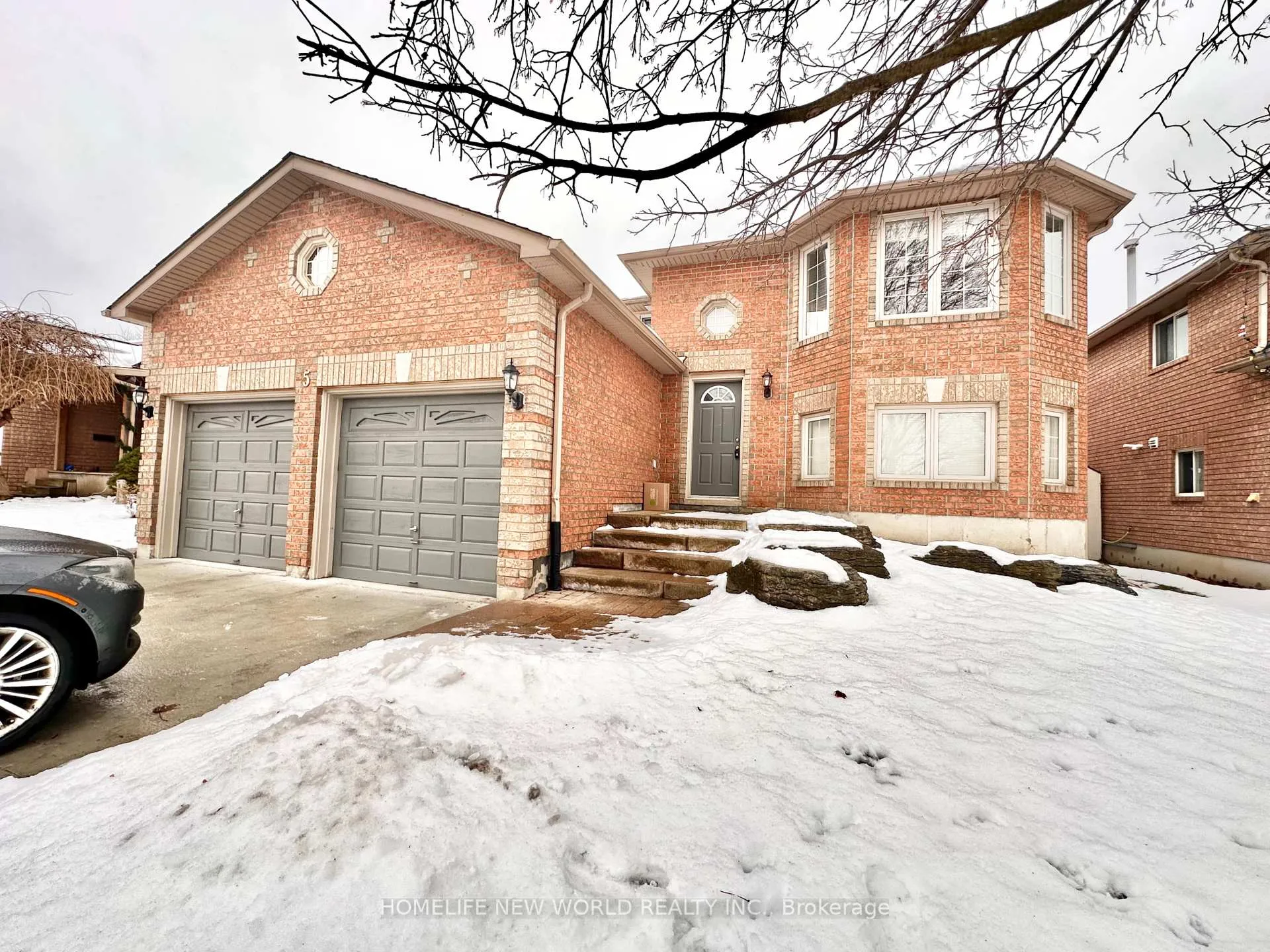 Photo 1 of Unit Main, 5 Jones Drive, Barrie, East Bayfield — HOMEH