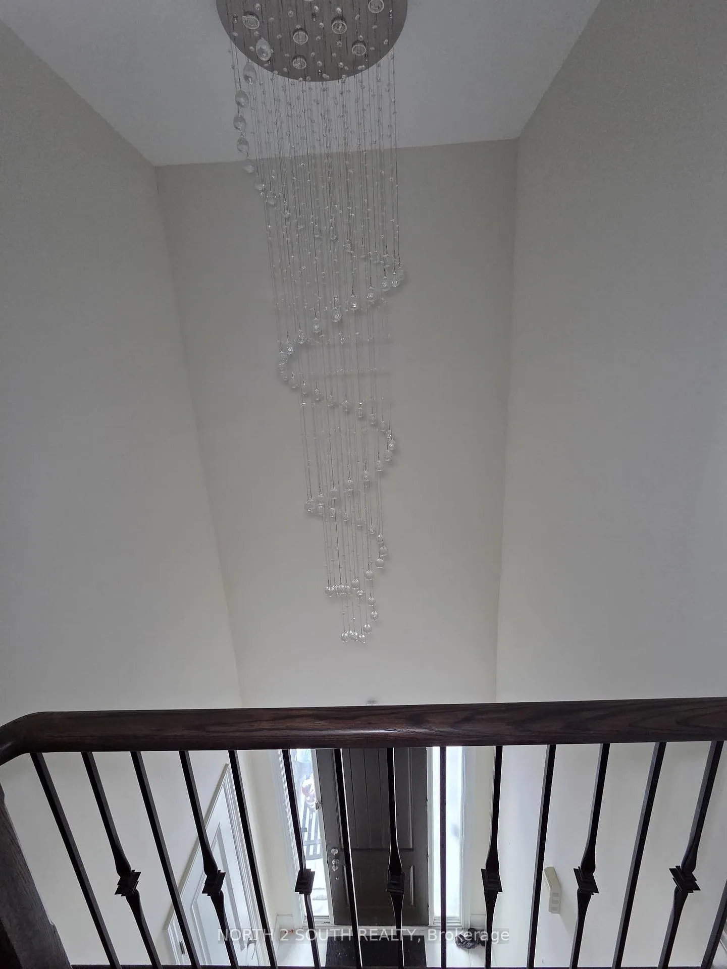 Photo 5 of Unit Upper, 34 Straw Cutter Gate, Vaughan, Patterson — HOMEH