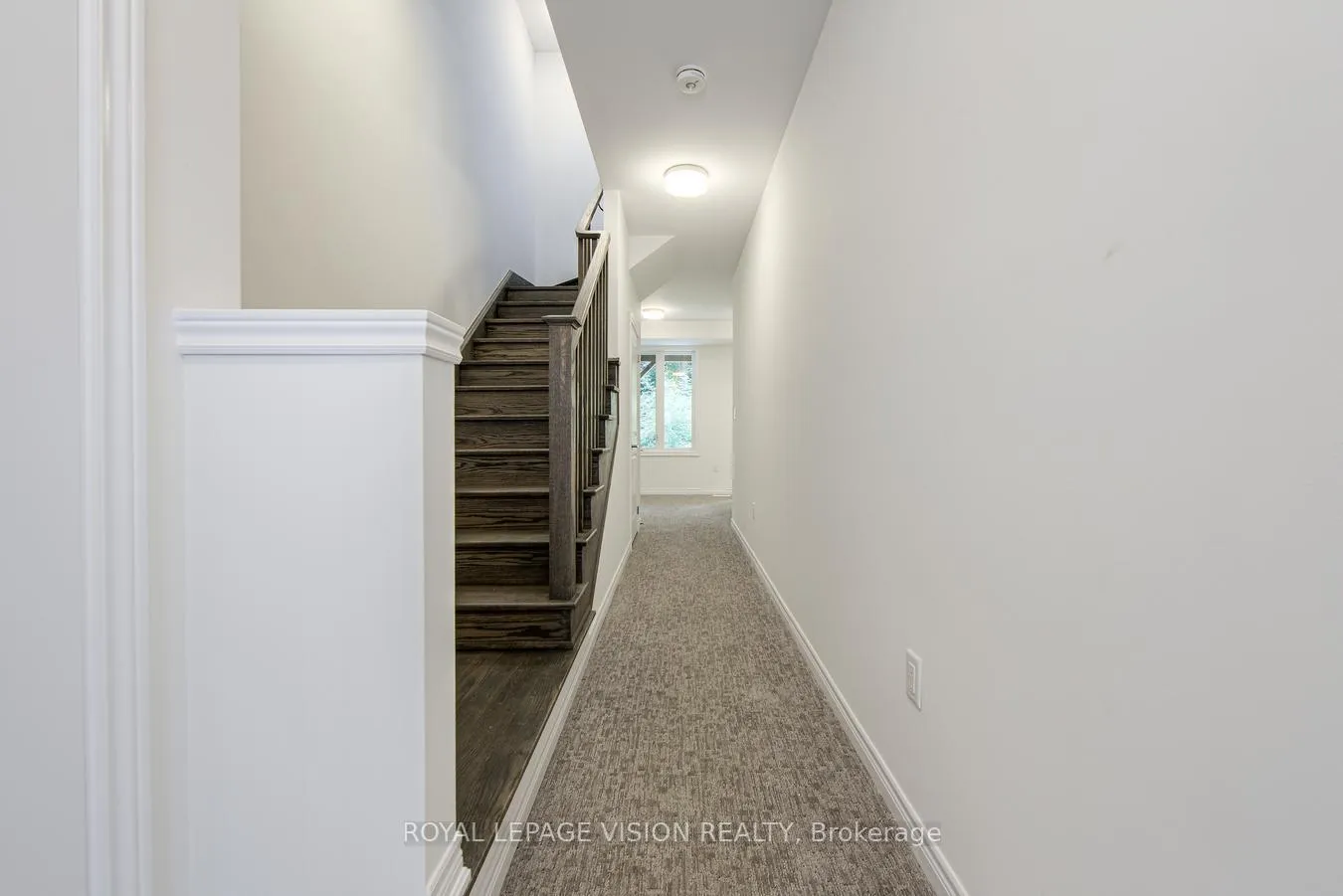 Photo 5 of 32 Folcroft Street, Brampton, Credit Valley — HOMEH
