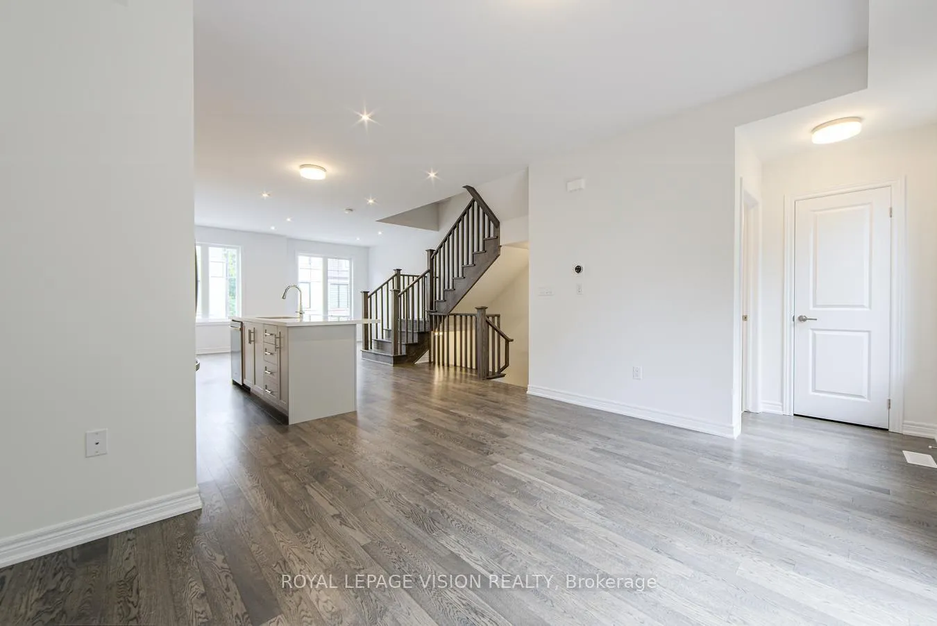 Photo 13 of 32 Folcroft Street, Brampton, Credit Valley — HOMEH
