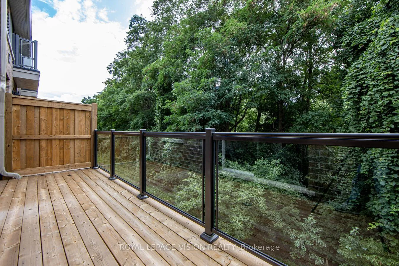 Photo 15 of 32 Folcroft Street, Brampton, Credit Valley — HOMEH