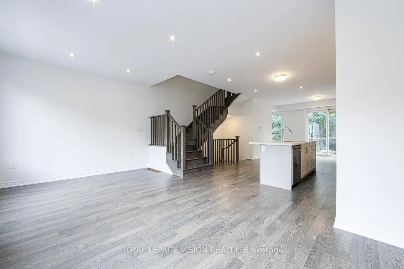 Photo 23 of 32 Folcroft Street, Brampton, Credit Valley — HOMEH